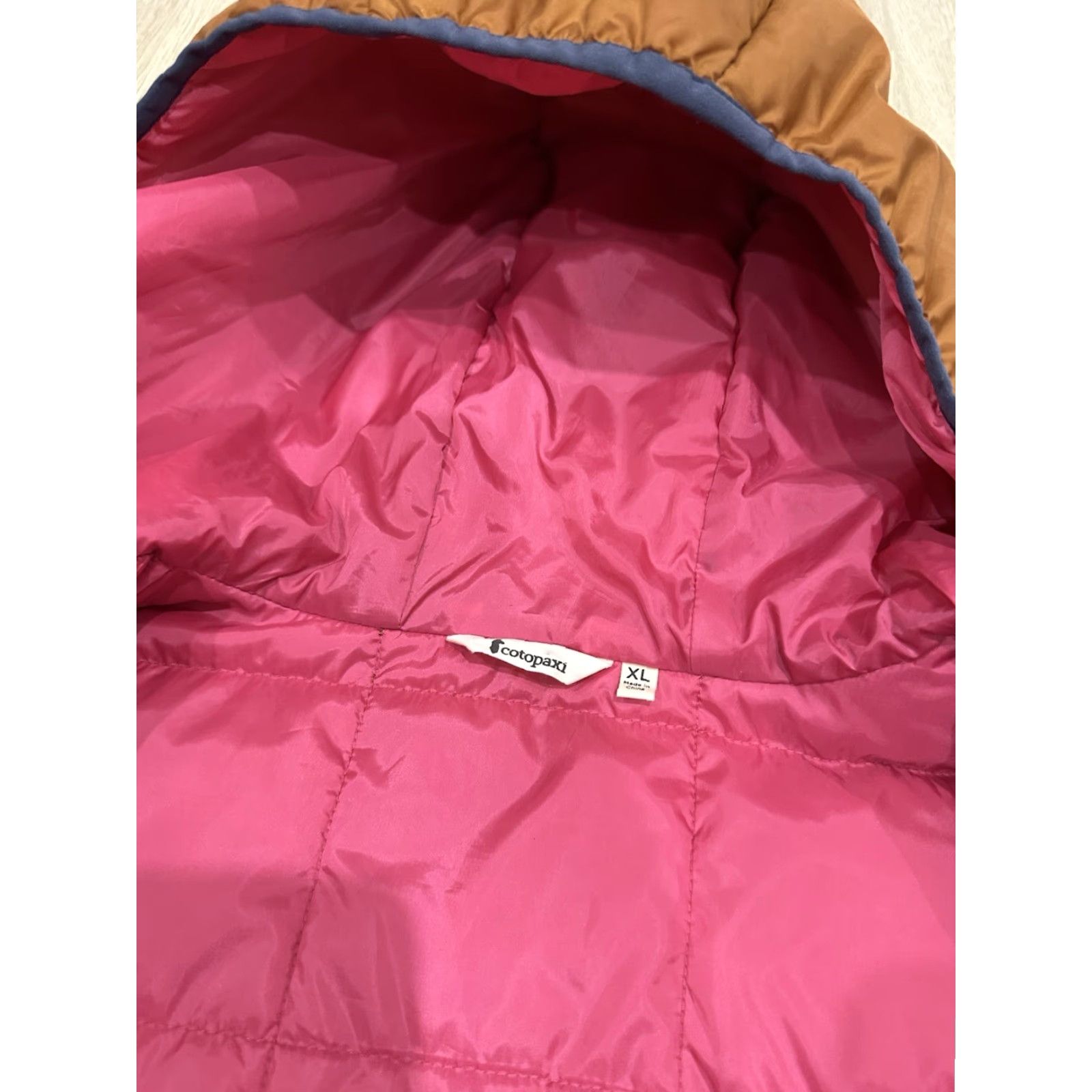 Cotopaxi Cotopaxi Trico Hybrid Hooded Jacket Womens XL Maroon Puffer Sherpa Fleece Jacket Size XL / US 12-14 / IT 48-50 - 7 Thumbnail