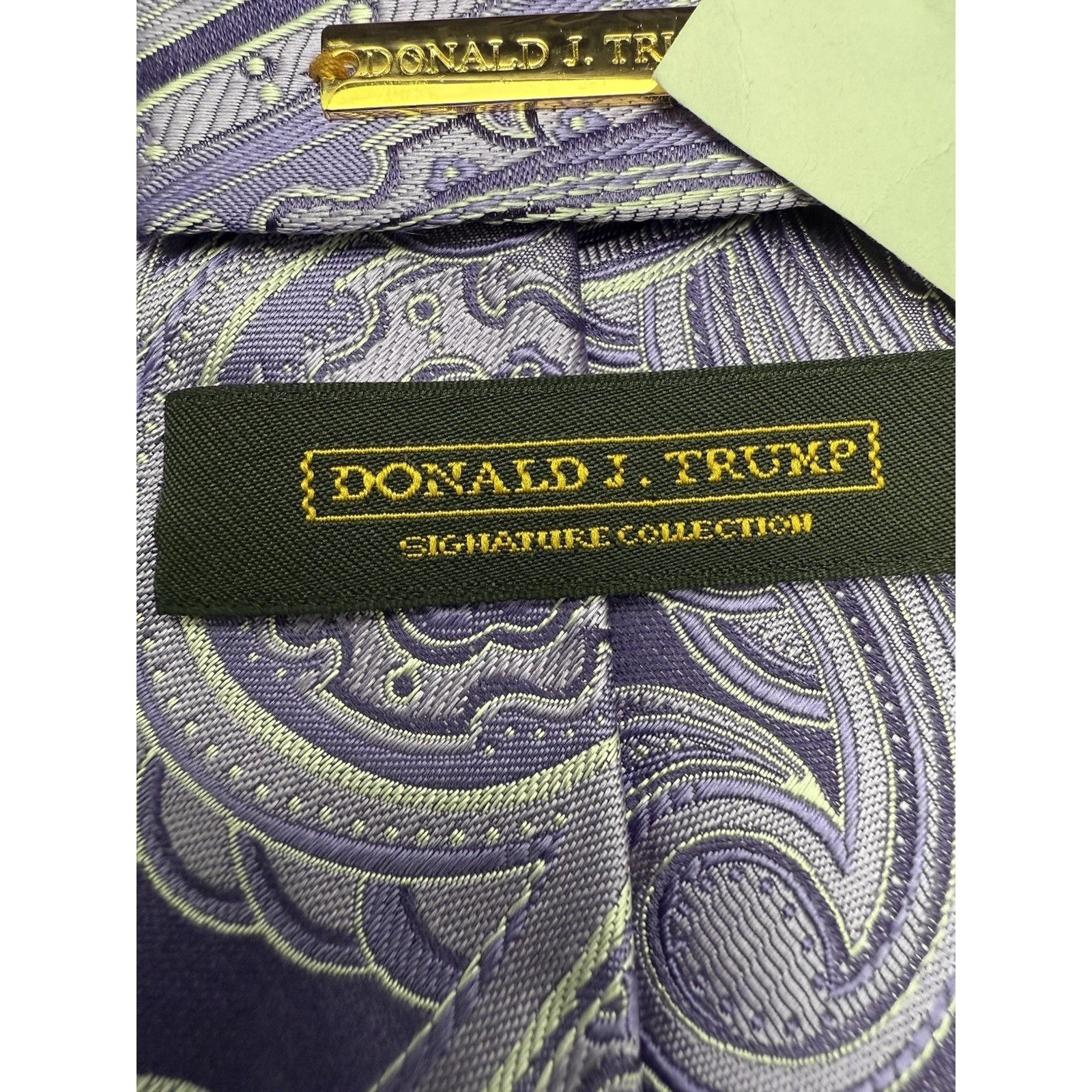 Donald Trump Donald J Trump Signature collection Paisley Purple Tie 60.5 Size ONE SIZE - 4 Thumbnail