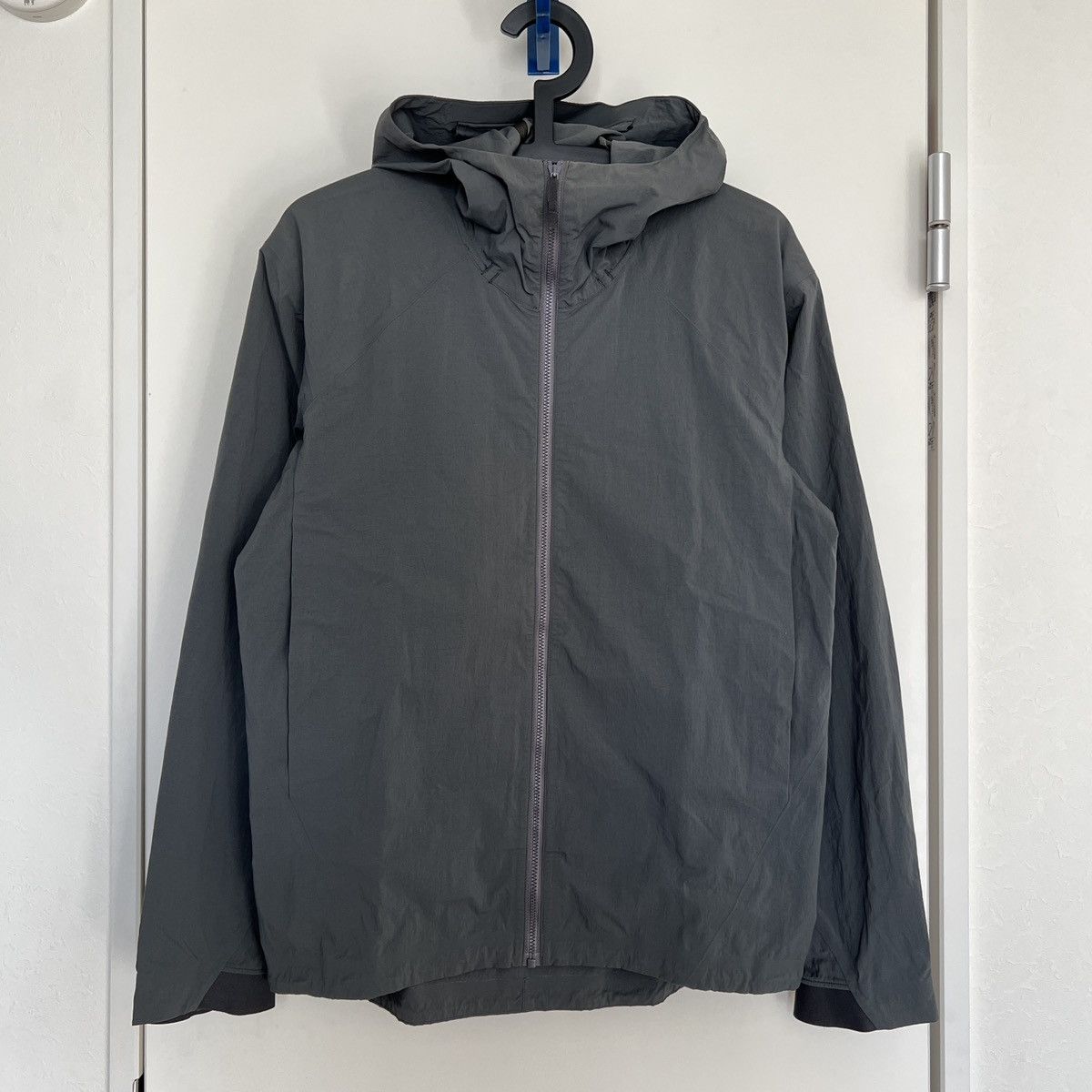 Arc'Teryx Veilance Isogon MX Hooded Jacket | Grailed