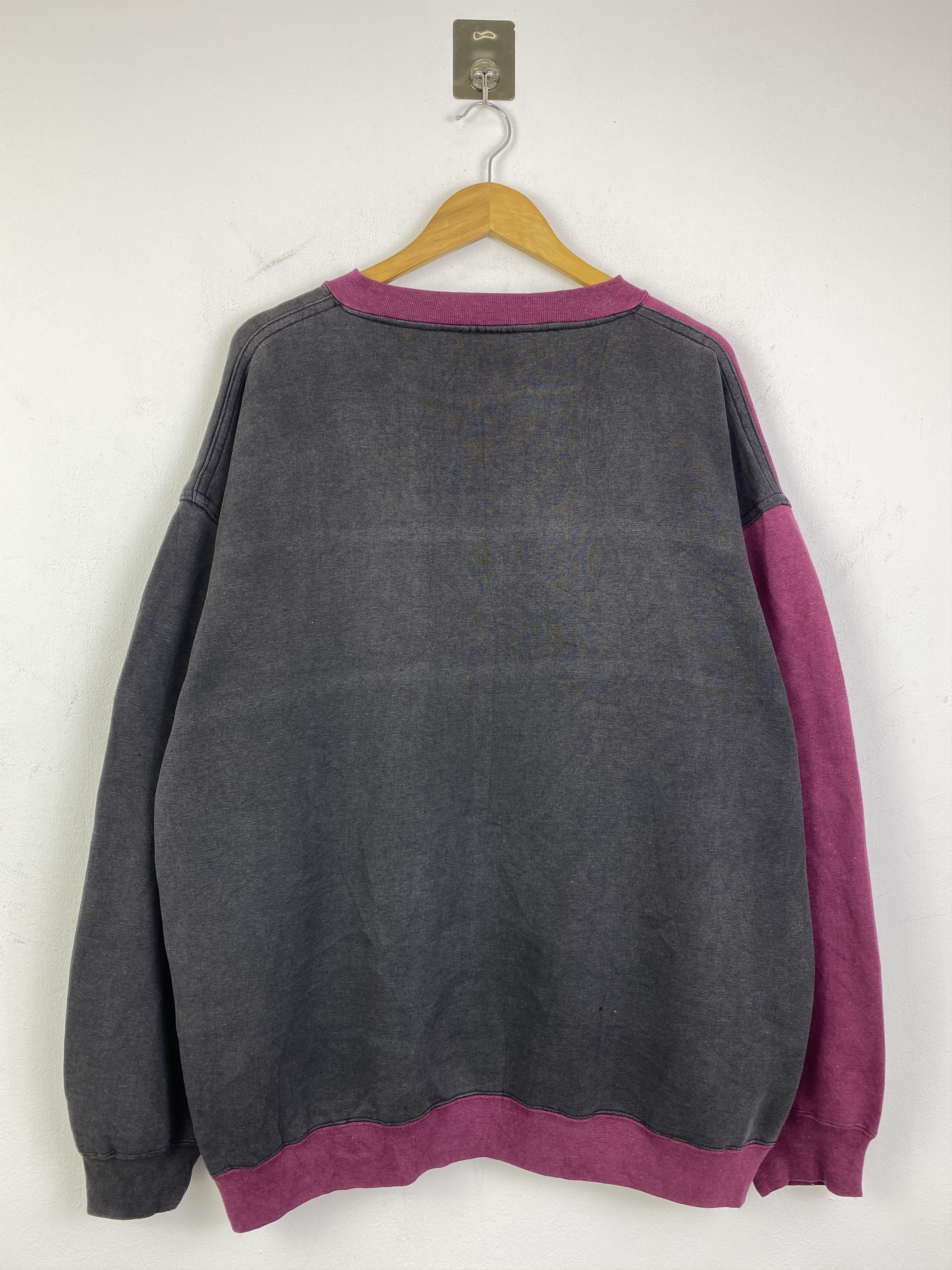 Vintage Vintage Hilton Wording Pullover Sweatshirt SH0251 Size US XXL / EU 58 / 5 - 3 Thumbnail