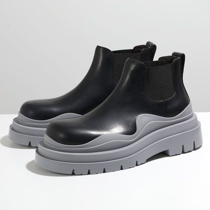 Bottega Veneta Tire Ankle Chelsea Boot with grey sole