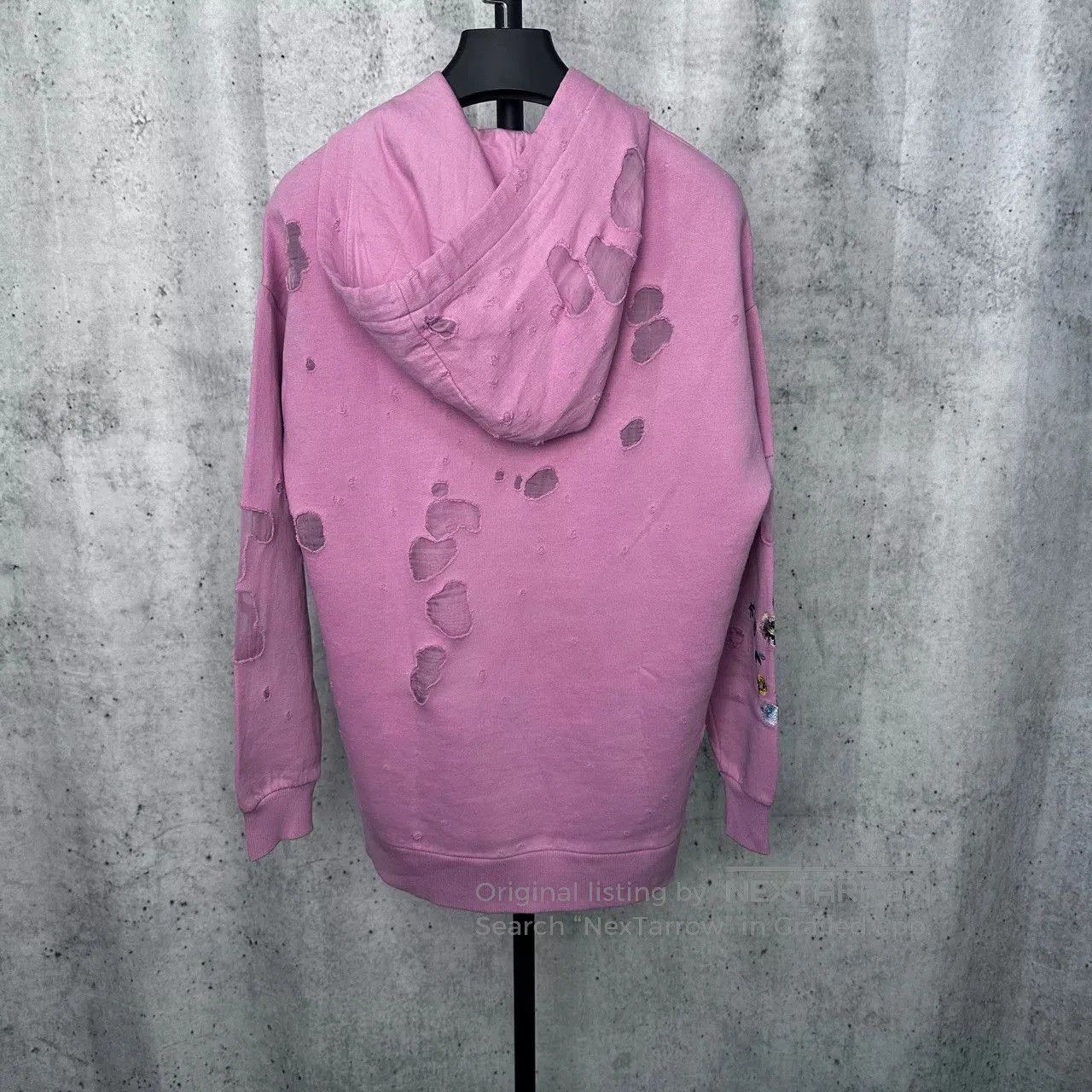 Givenchy Givenchy Floral Embroidery Hole Hoodie XS. Size XS / US 0-2 / IT 36-38 - 2 Thumbnail
