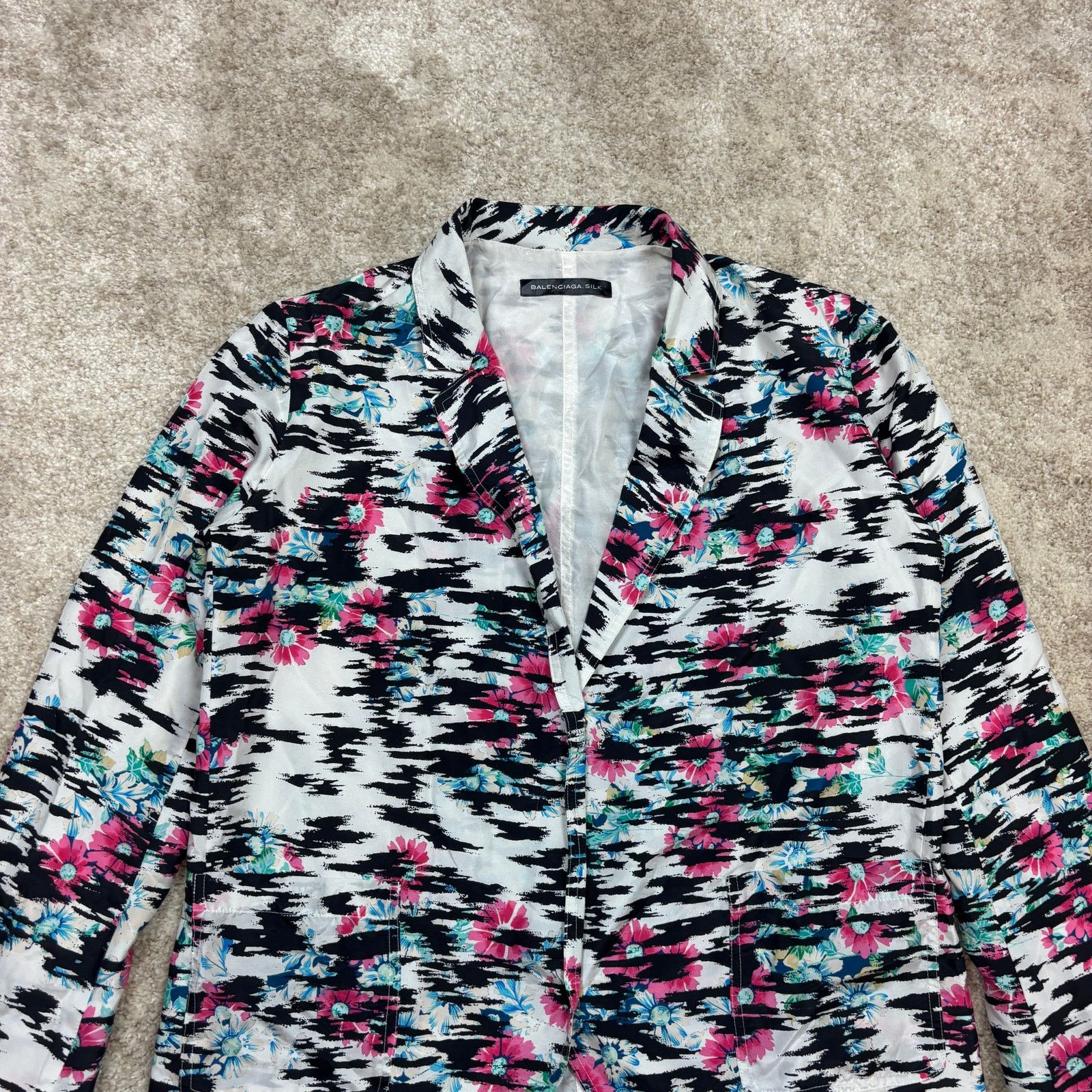 Balenciaga Balenciaga Silk Digitized Zebra Print Blazer Jacket Size 40 Size S / US 4 / IT 40 - 2 Thumbnail