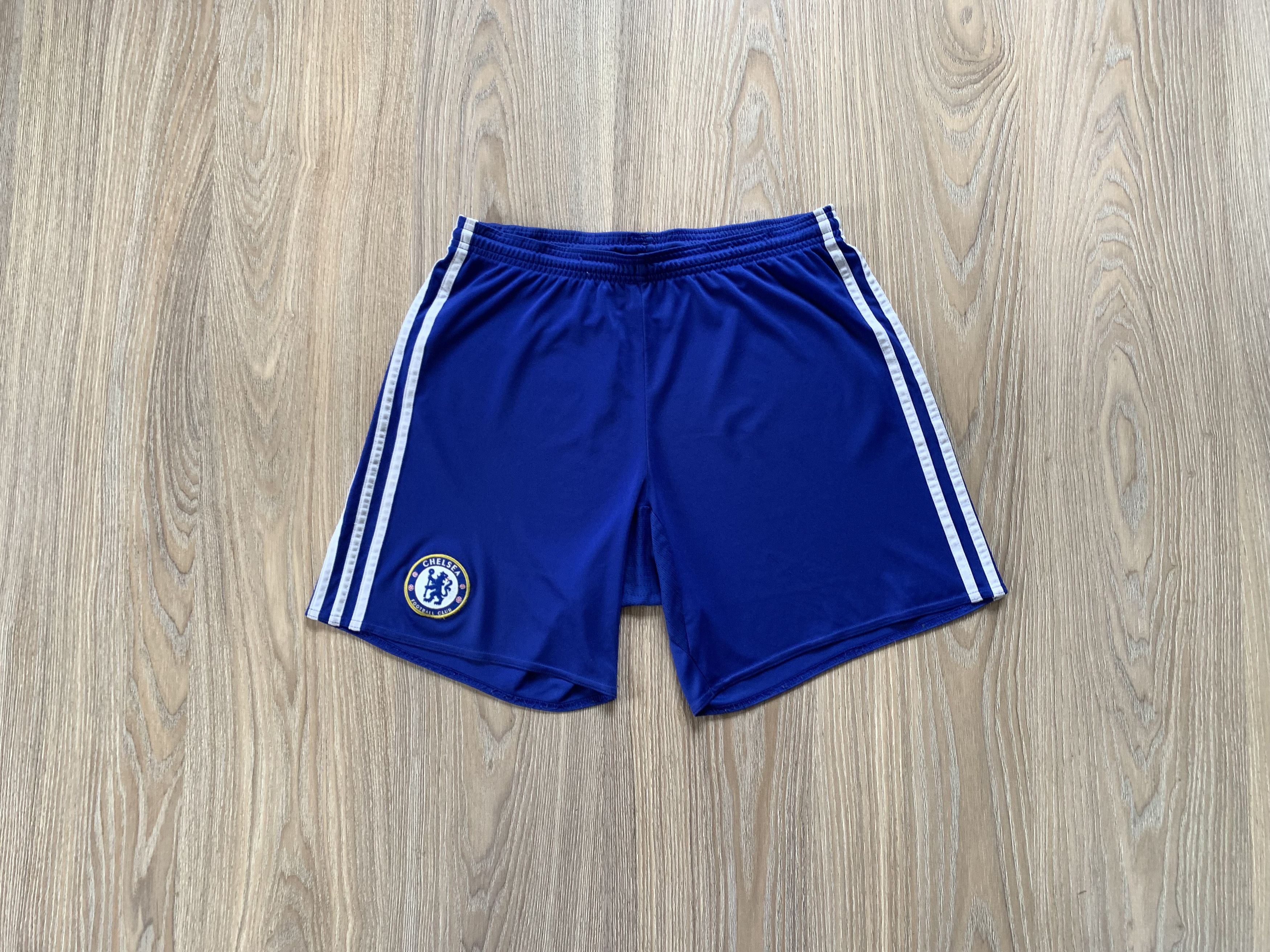 Adidas × Chelsea Soccer × Vintage Vintage Adidas Chelsea FC Shorts 2016 Size US 30 / EU 46 - 1 Thumbnail