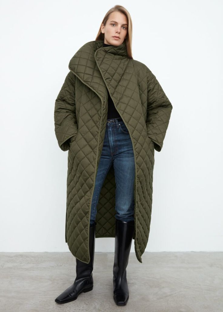 Toteme Toteme Signature Quilted Coat Coat Size XS / US 0-2 / IT 36-38 - 1 Thumbnail