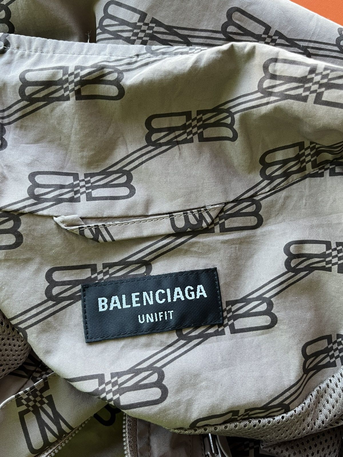 Balenciaga Super Runway Rare Brand New Balenciaga BB Monogram Jacket Size US XXL / EU 58 / 5 - 5 Thumbnail