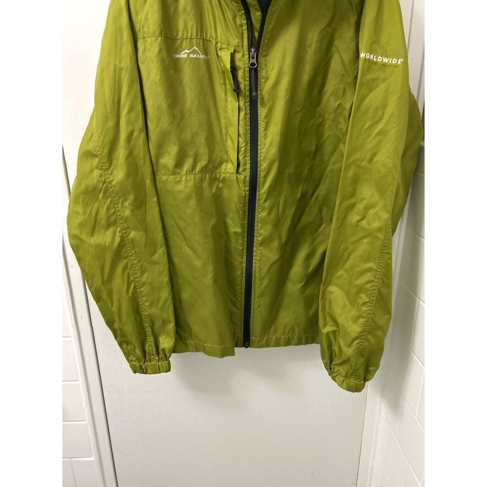 Eddie Bauer Eddie Bauer Jacket Mens S Green Full Zip Lightweight Windbreaker YKK L/S Size US S / EU 44-46 / 1 - 3 Thumbnail