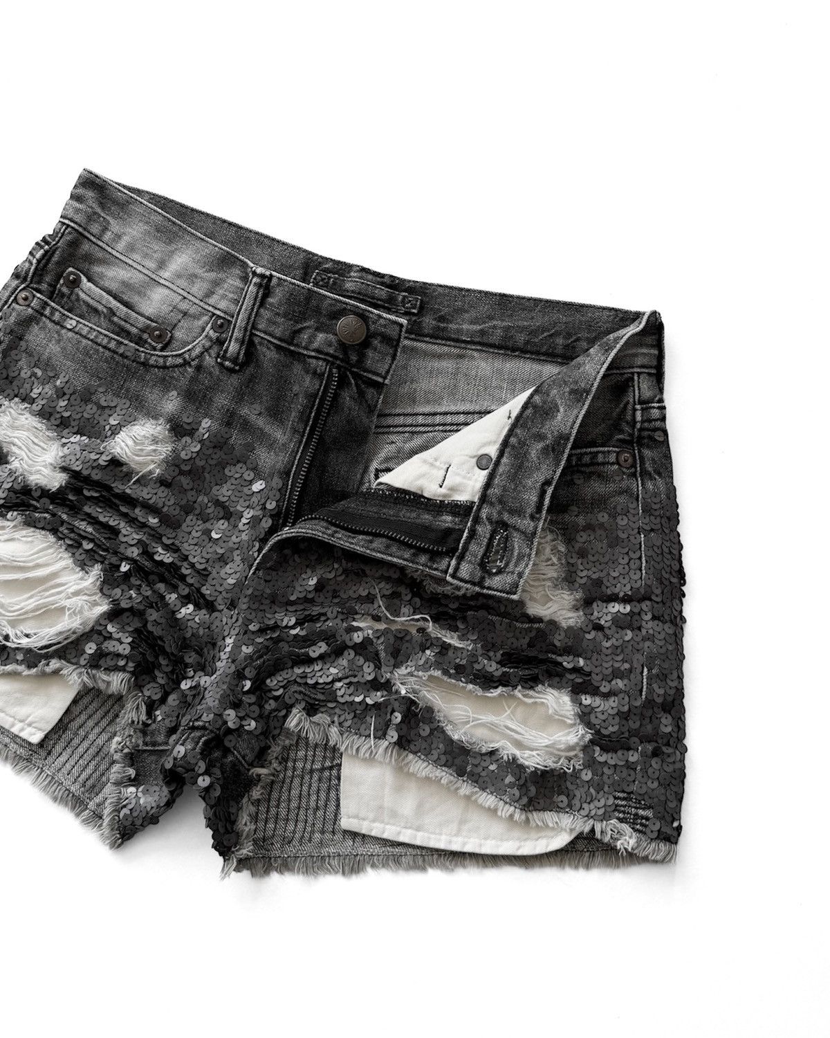 Maison MIHARA YASUHIRO MIHARAYASUHIRO DISTRESSED DENIM SHORTS Size US 29 - 5 Thumbnail