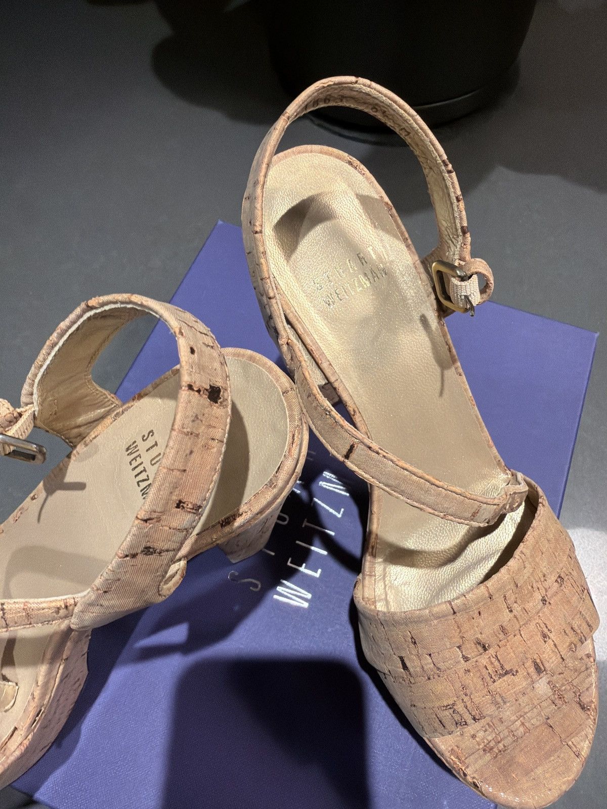 Stuart Weitzman Stuart Weitzman Brass Lame Cork Size US 6.5 / IT 36.5 - 7 Thumbnail