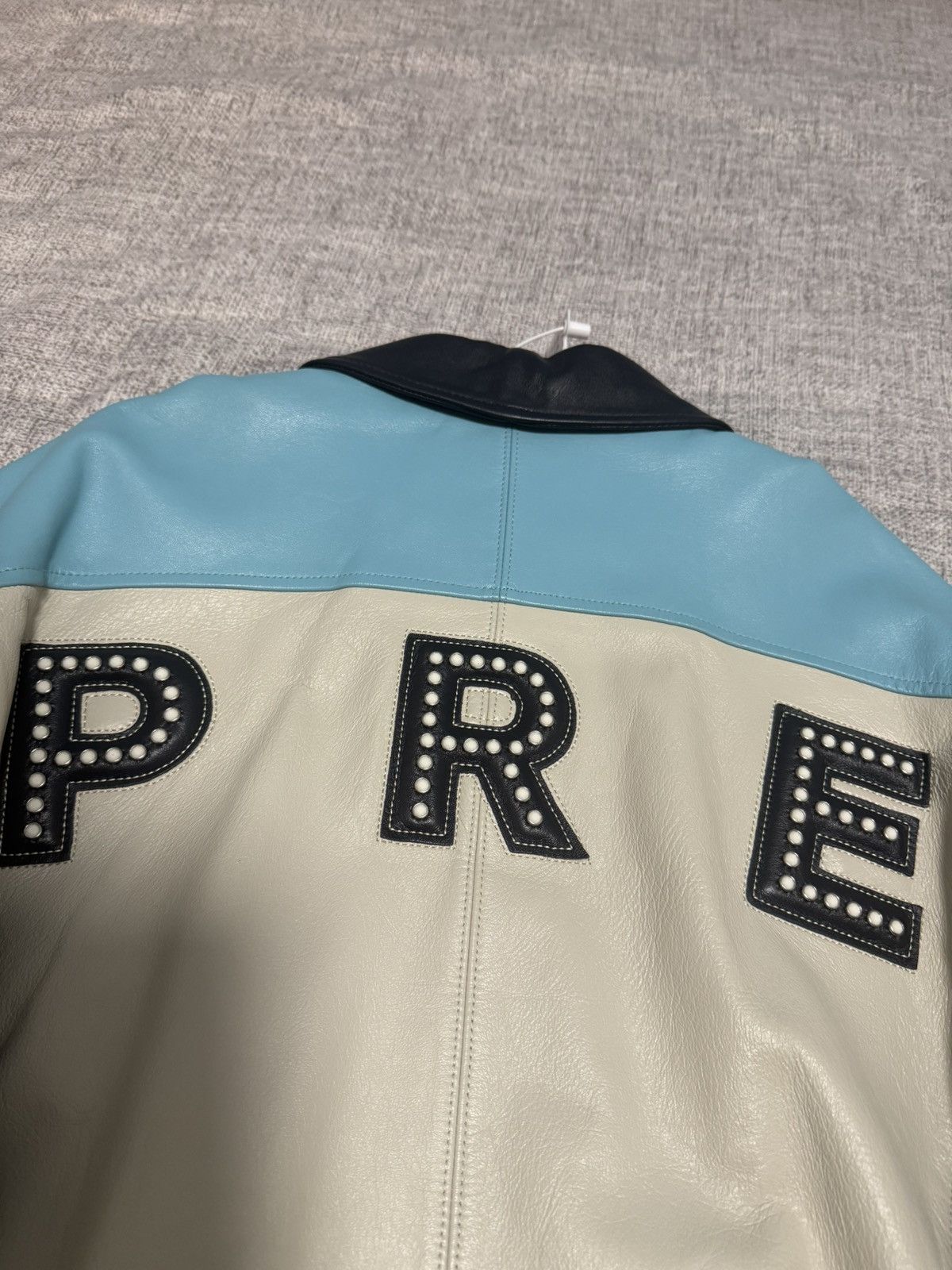 Supreme Supreme studded arc logo leather jacket White blue Size US M / EU 48-50 / 2 - 3 Thumbnail