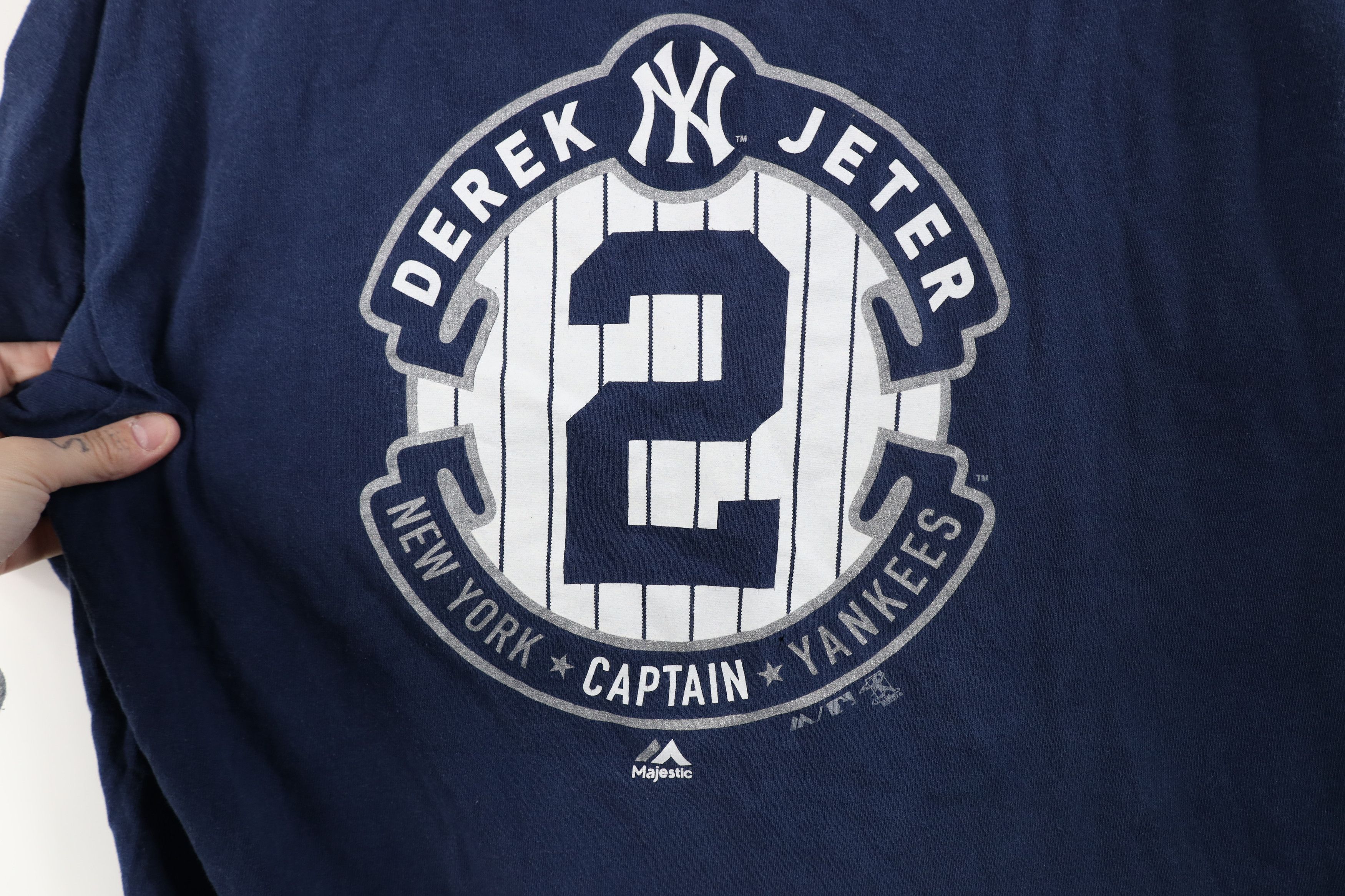 Majestic × Vintage Vintage Majestic Jeter New York Yankees Baseball T-Shirt Size US XL / EU 56 / 4 - 4 Thumbnail