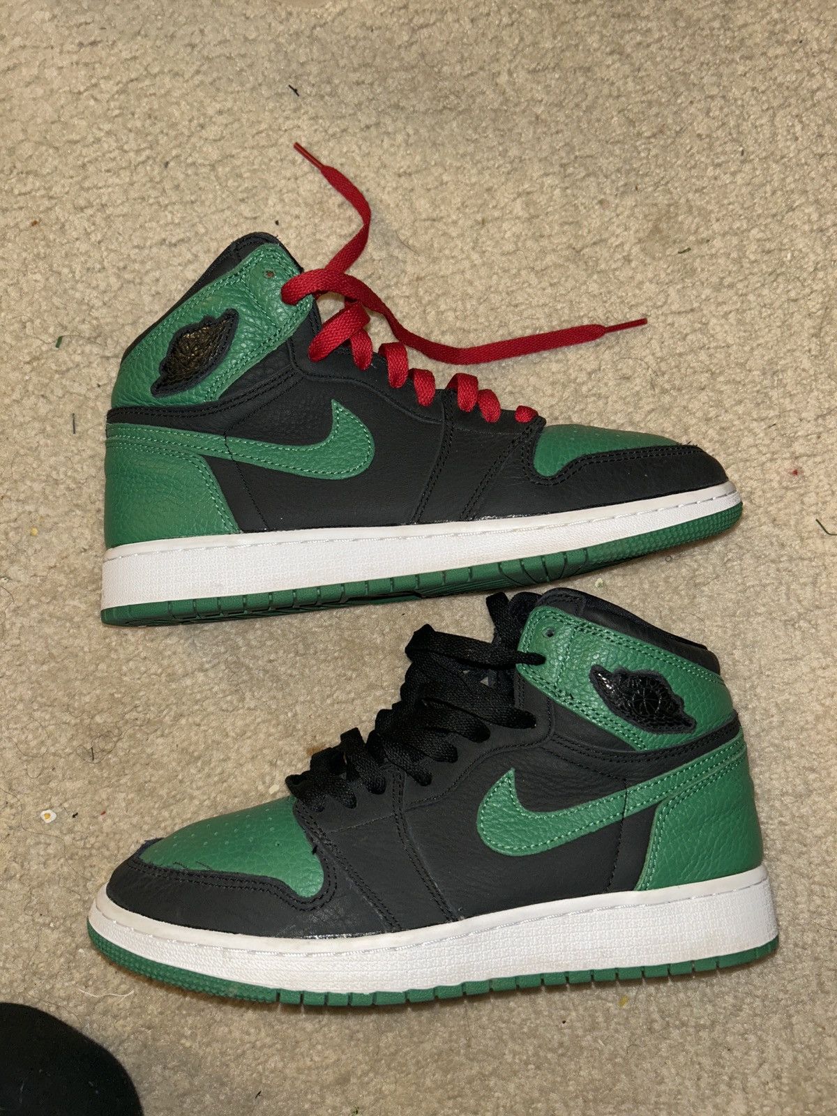 Jordan Brand Air Jordan retro 1 High top Size US 6.5 / EU 39-40 - 1 Thumbnail