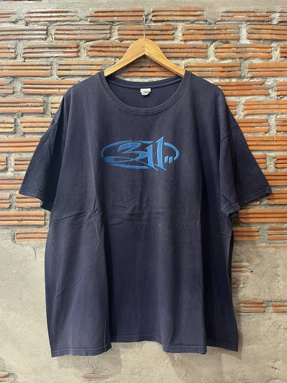 Band Tees Vintage 311 Three Eleven Alian band 00’s Tshirt Size US XXL / EU 58 / 5 - 2 Thumbnail