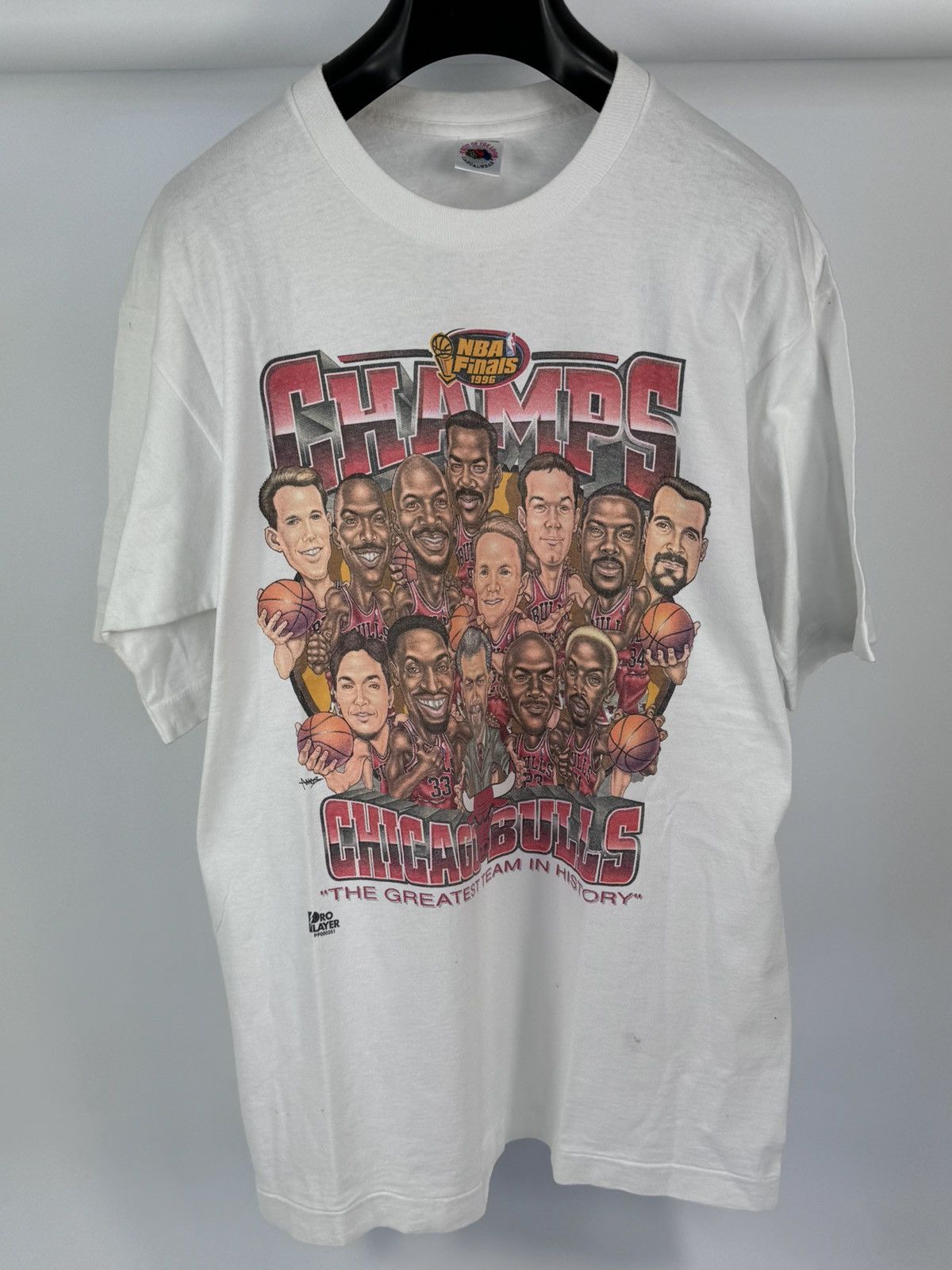 Vintage CHICAGO BULLS NBA FINALS 1996 VINTAGE T-SHIRT Size US L / EU 52-54 / 3 - 1 Thumbnail
