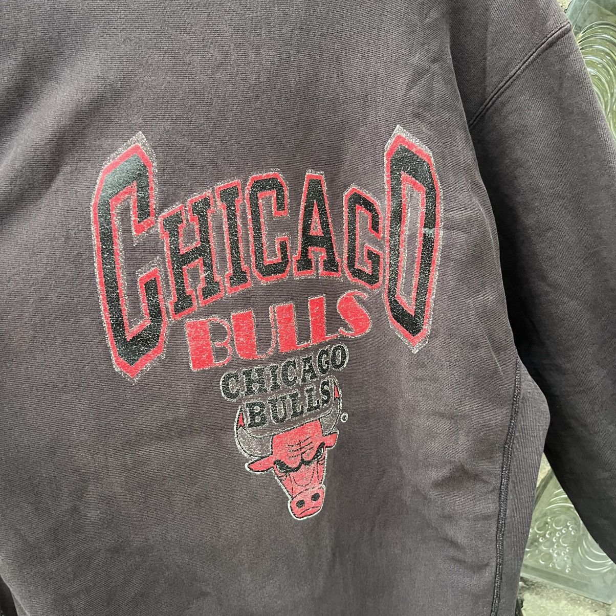 Champion “VINTAGE” CHAMPION CHICAGO BULLS FADED CREWNECK Size US XL / EU 56 / 4 - 3 Thumbnail