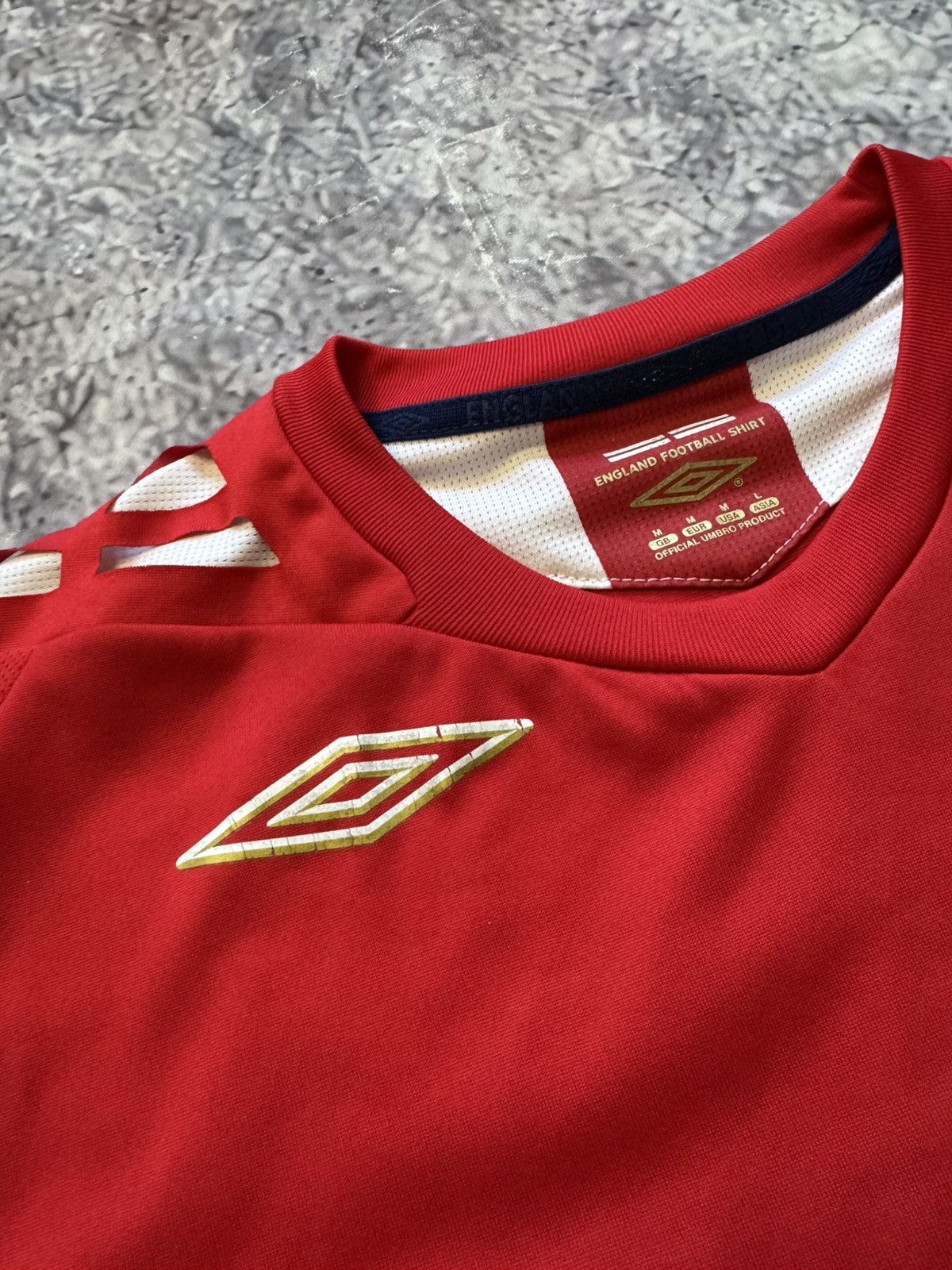 Umbro × Vintage Vintage 2006 England x Umbro Football Soccer Jersey Size US M / EU 48-50 / 2 - 7 Thumbnail