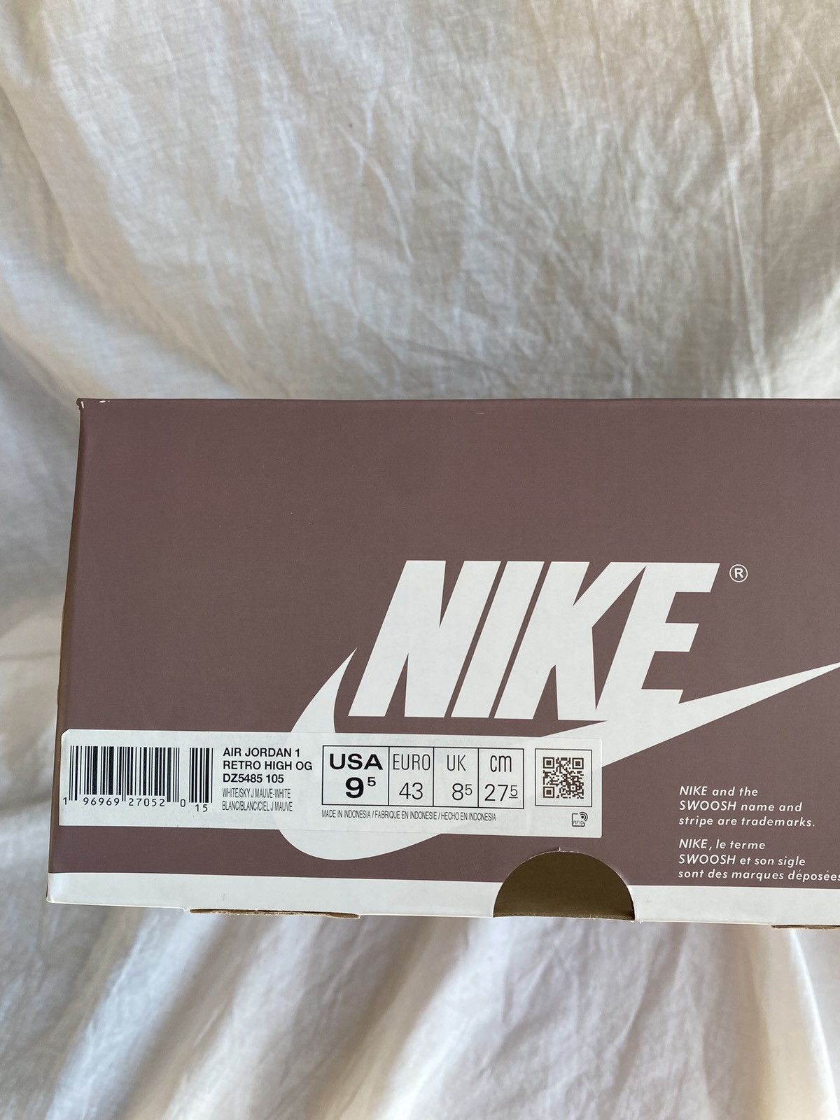The North Face Nike Air Jordan One Mauve White Size US 10 / EU 43 - 13 Thumbnail