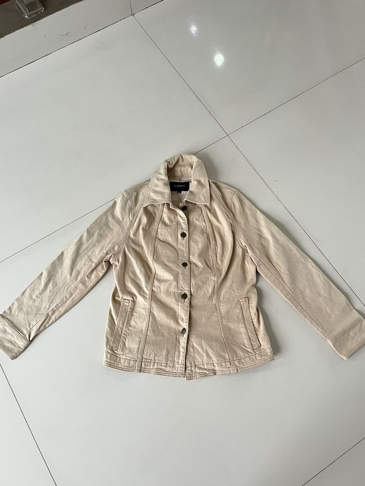 image of Burberry in Cream, Women's (Size Large)