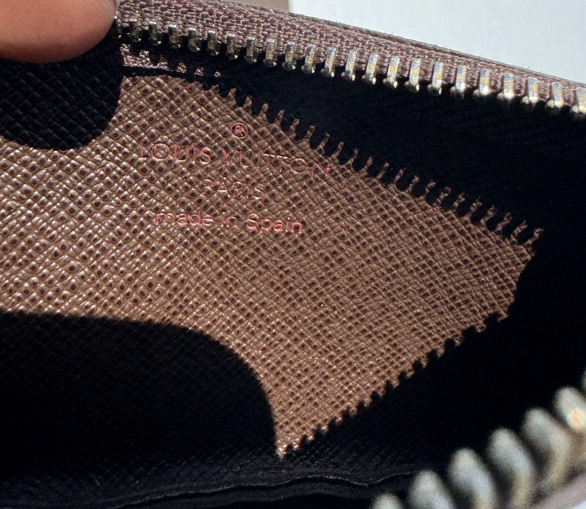 Louis Vuitton LOUIS VUITTON Key Pouch Coin Purse Damier Ebene Size ONE SIZE - 6 Thumbnail