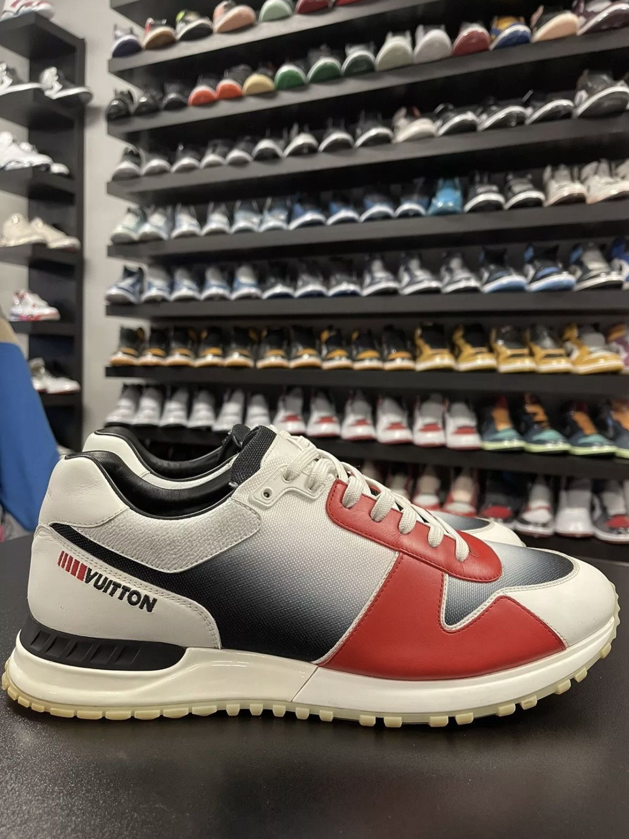 Louis Vuitton Size 10.5US/9.5LV - Louis Vuitton Run Away Low Sneaker Red Size US 10.5 / EU 43-44 - 3 Thumbnail