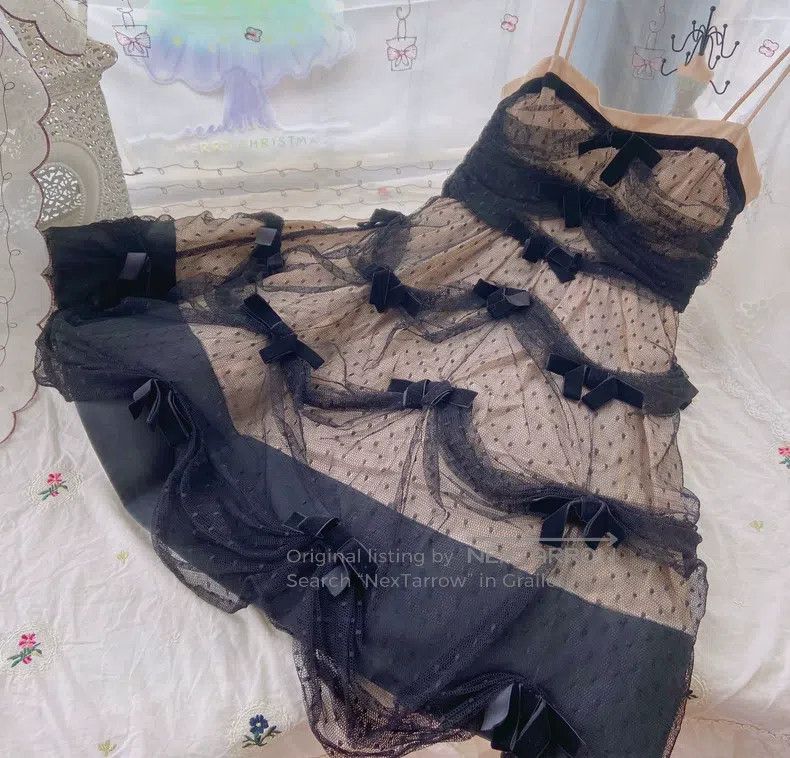 Valentino Valentino Classic velvet bow lace dress Size M / US 6-8 / IT 42-44 - 1 Thumbnail