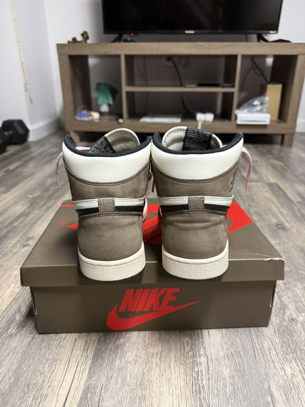 Jordan Brand Jordan Mocha High Size US 11 / EU 44 - 4 Thumbnail