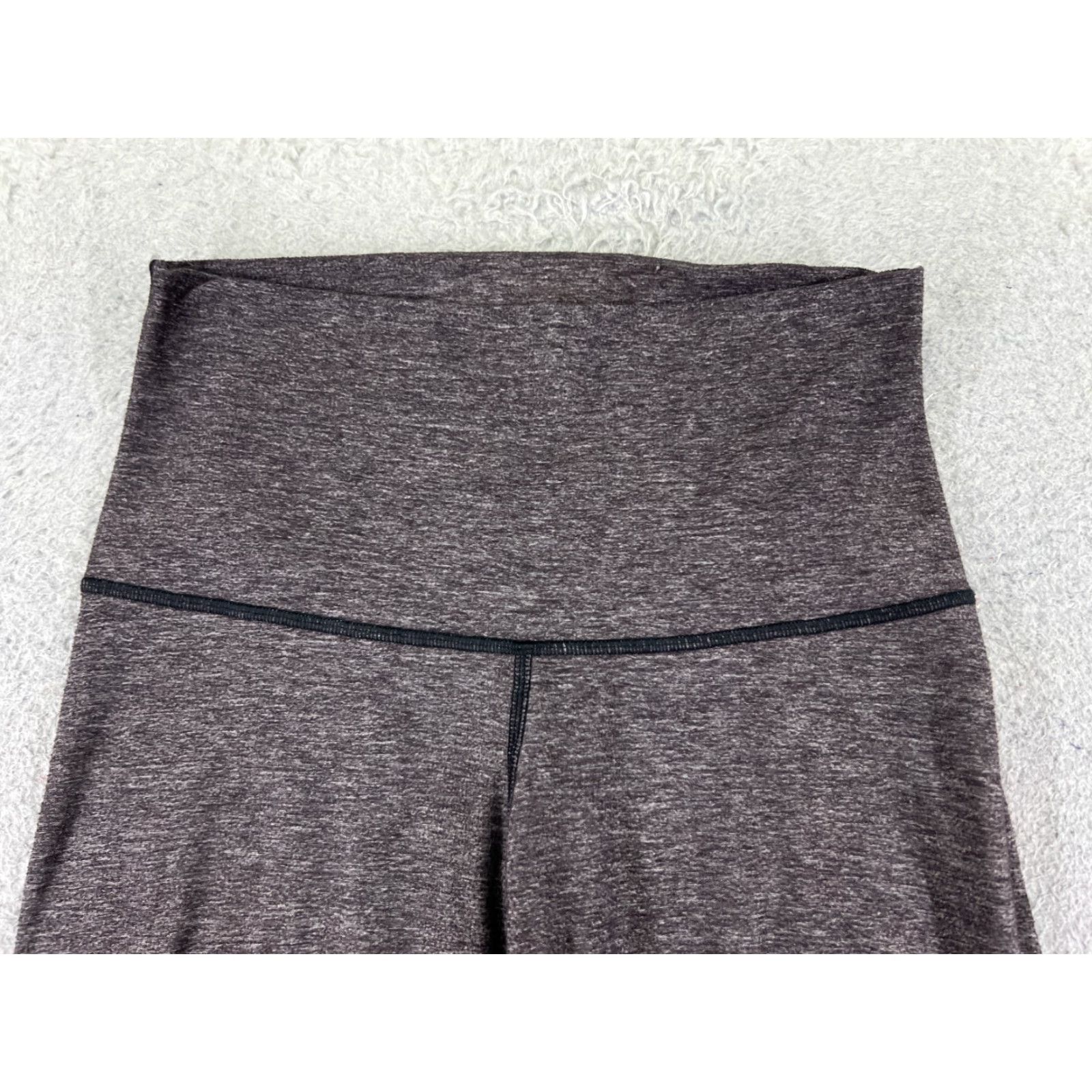 Lululemon Lululemon Wunder Under Pants Womens 8 Gray High Rise 32in Inseam Yoga Activewear Pockets ZIP Pocket Read Size 30" / US 8 / IT 44 - 4 Thumbnail
