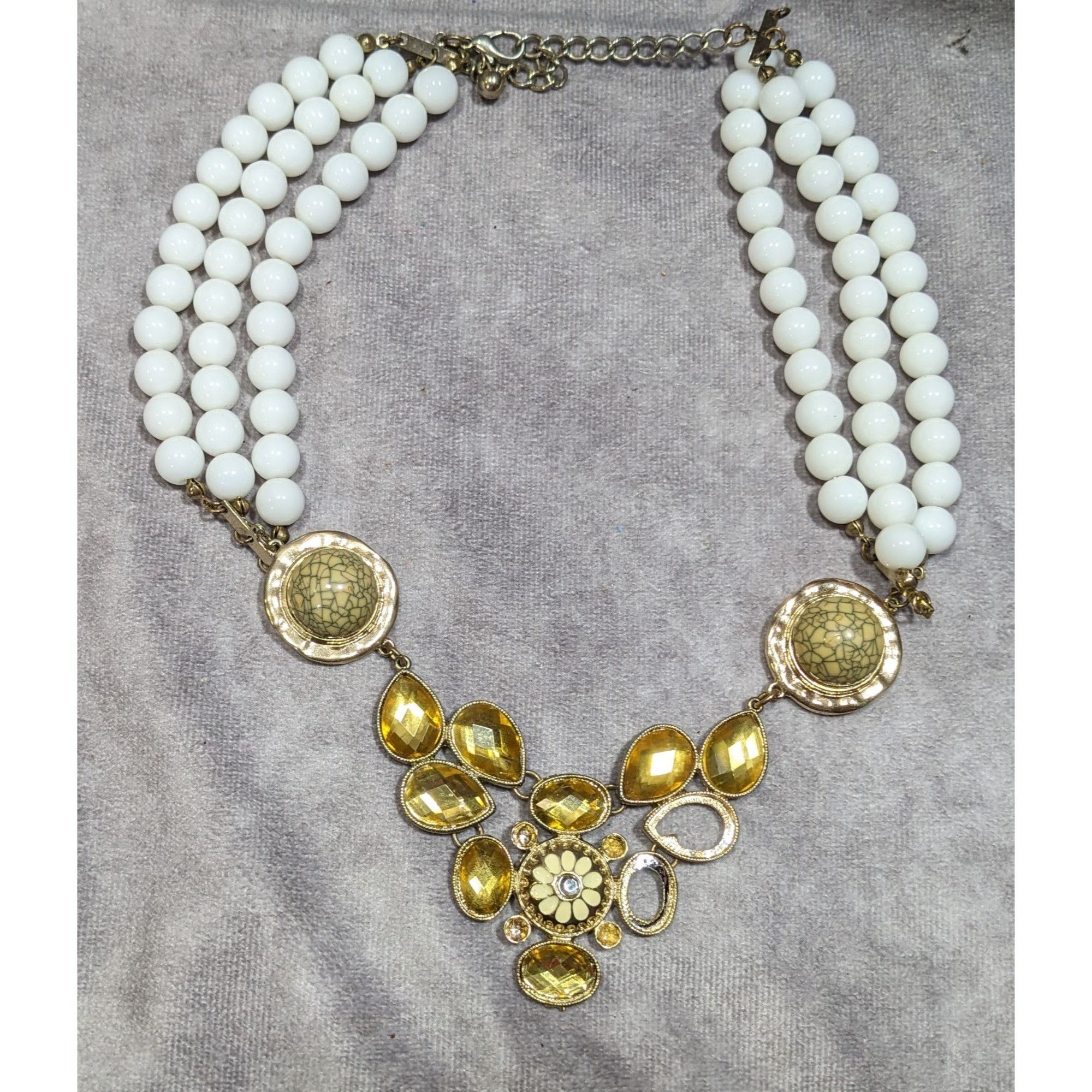 Other Vintage Floral Yellow And White Beaded Statement Necklace Size ONE SIZE - 8 Thumbnail