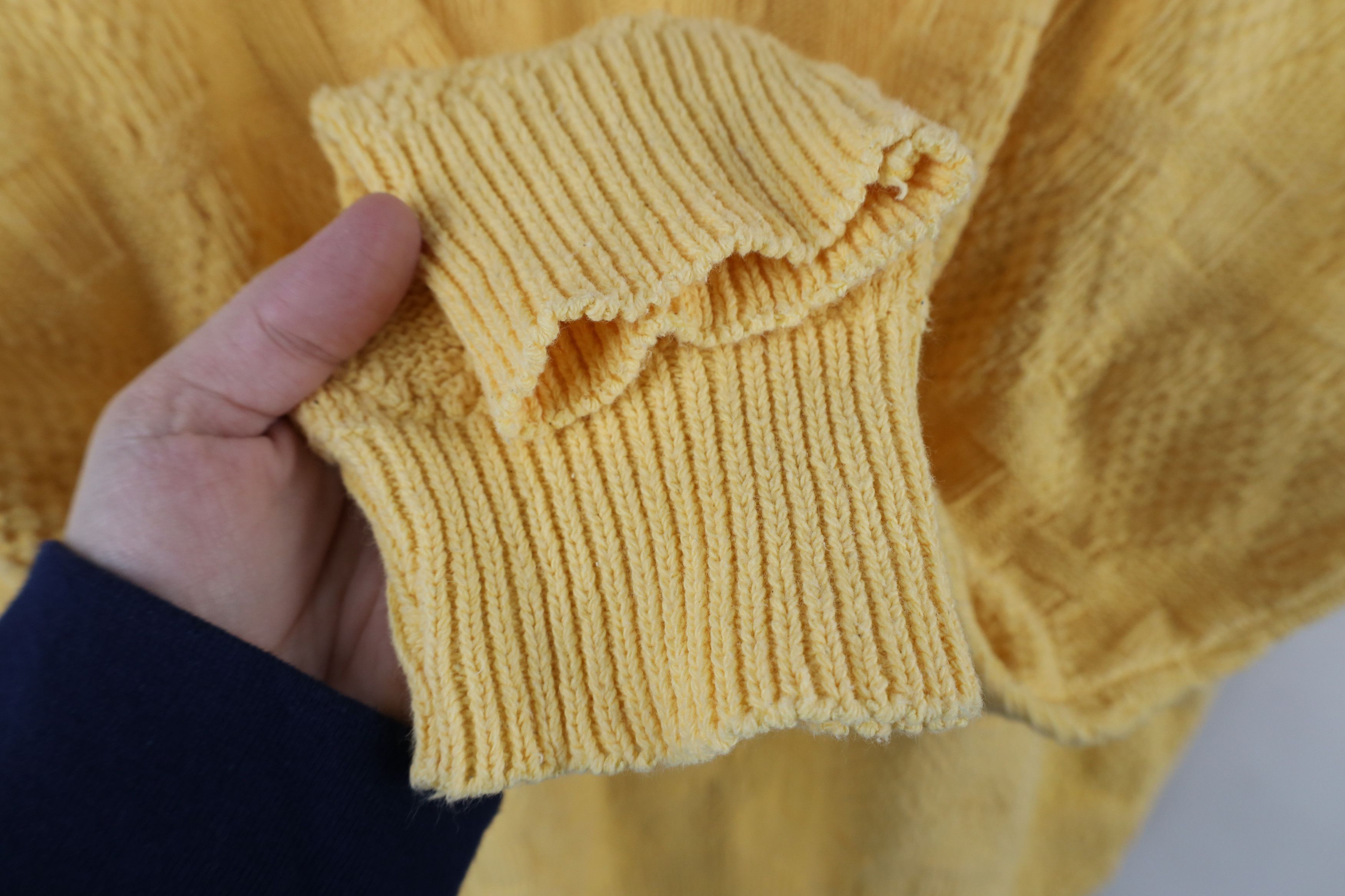 Vintage Vintage 90s Streetwear Knit Crewneck Sweater Yellow USA Size US XL / EU 56 / 4 - 6 Thumbnail