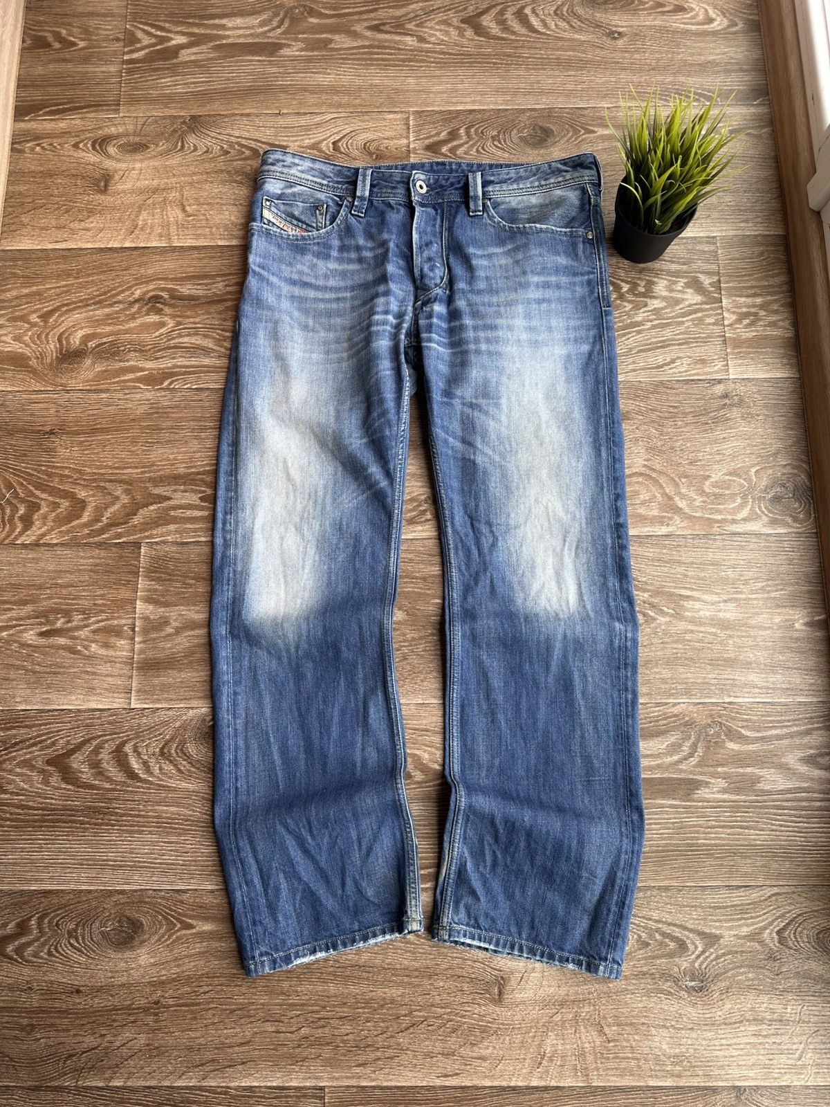 Diesel 🔥 Diesel Larkee Distressed Straight Jeans Pants Denim Rare Size US 32 / EU 48 - 1 Thumbnail