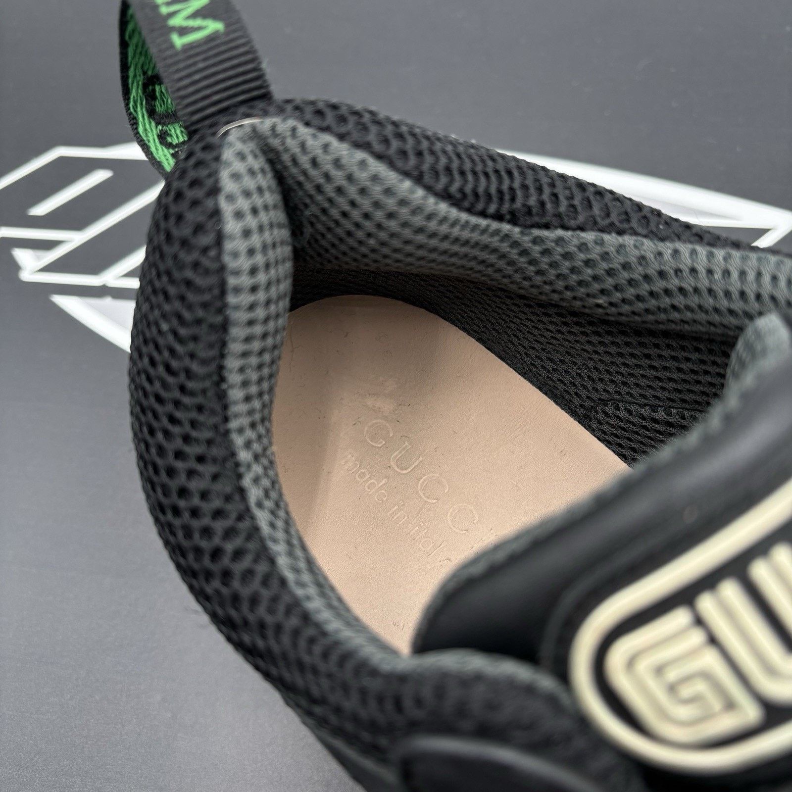 Gucci Gucci Flashtrek ' SEGA Black Leather ' | GOOD CONDITION! Size US 8.5 / EU 41-42 - 7 Thumbnail