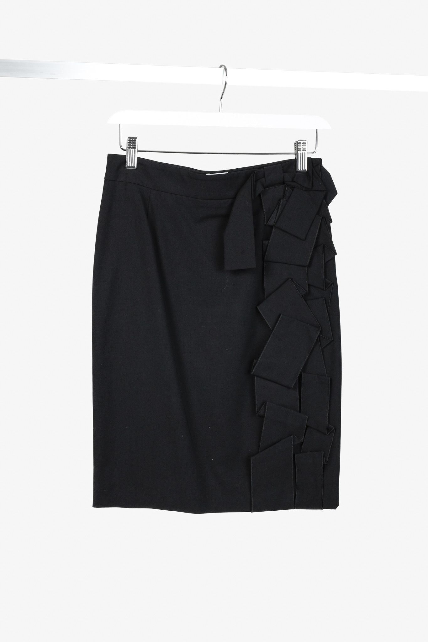 RED Valentino Red Valentino Knee-Length Black Ruffle Trim Skirt Size 25" / US 0 / IT 36 - 1 Thumbnail
