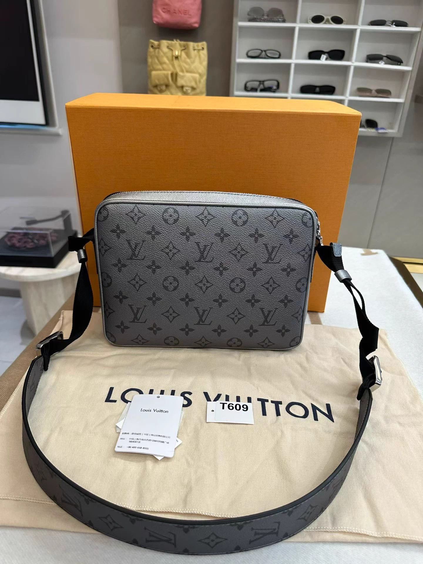 Louis Vuitton LV Silver Outdoor Messenger Bag Chip Unused Box & Dust Bag Size ONE SIZE - 2 Thumbnail