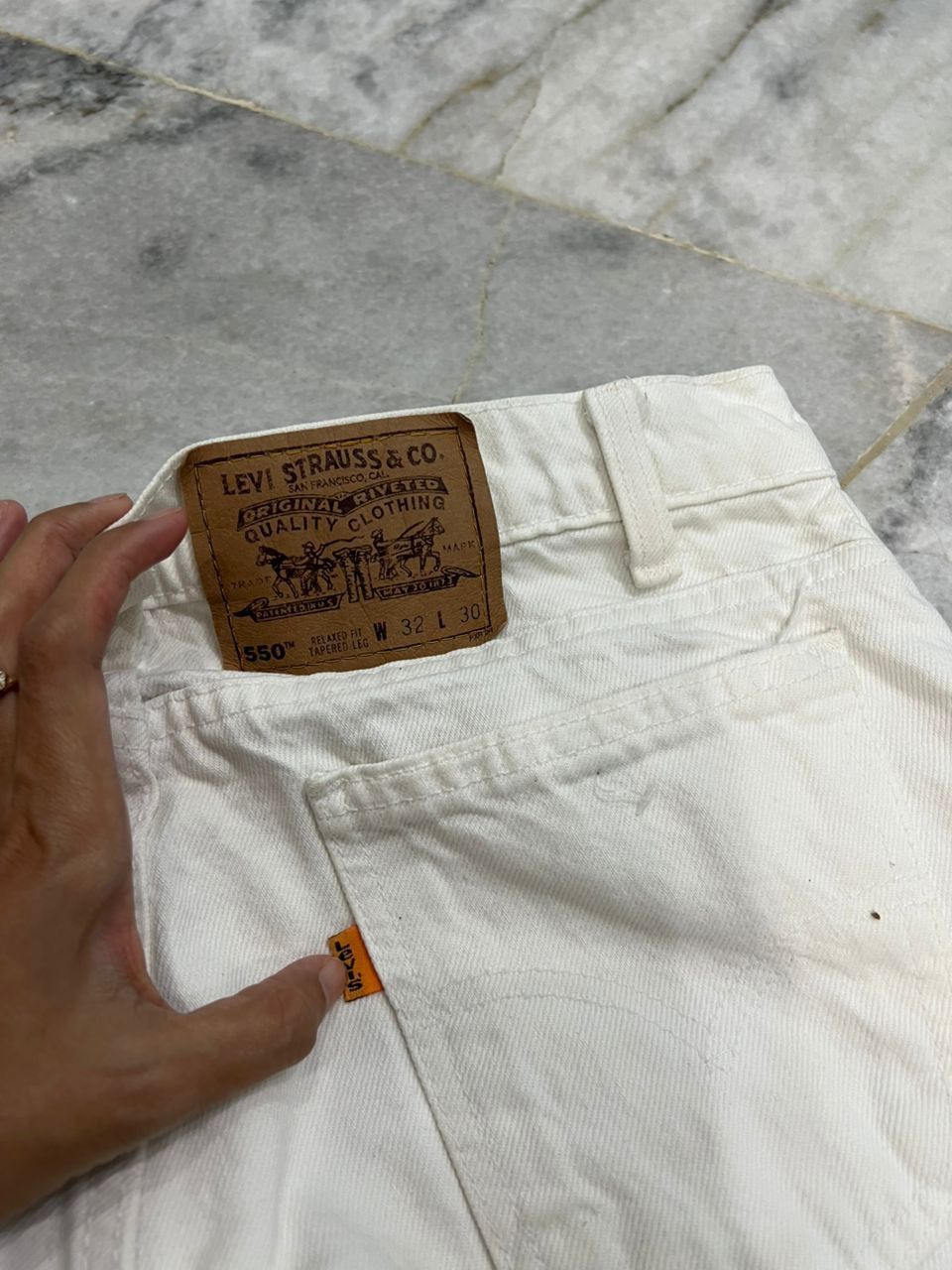 Levi's Vintage 1990’s Levis 550 White Size US 31 - 9 Thumbnail