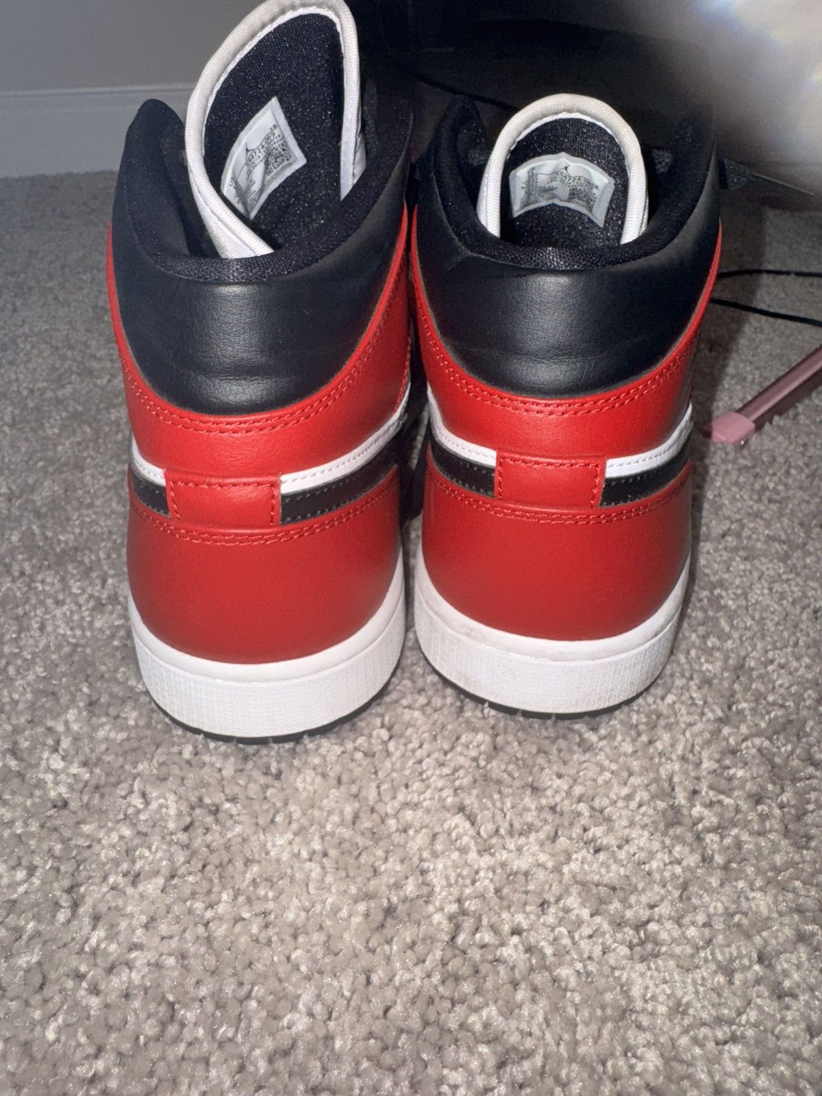 Jordan Brand Air Jordan 1 Mid Chicago Black Size US 11 / EU 44 - 4 Thumbnail