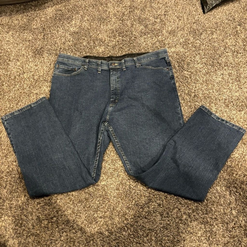 Wrangler Men’s Wrangler Authentics Jeans Size US 44 / EU 60 - 3 Thumbnail