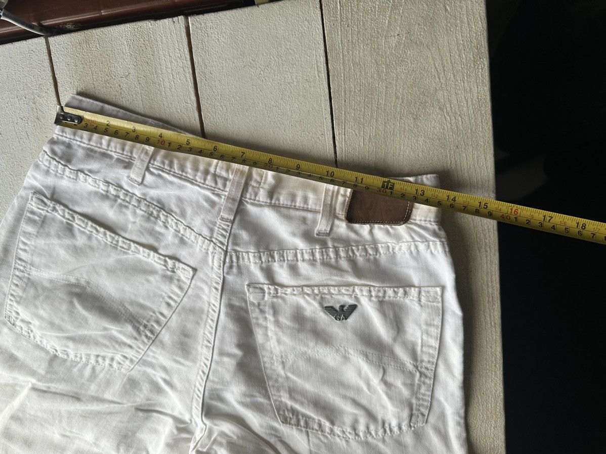 Giorgio Armani VNTG 🚨 BAGGY ARMANI JEANS LUXURY WHITE WITH LOGO PANTS Size US 31 - 17 Thumbnail
