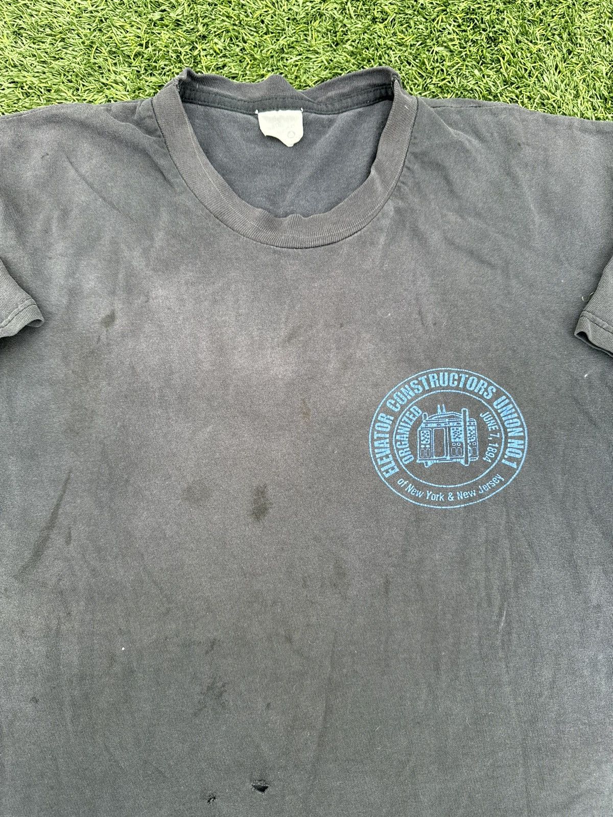 Vintage 90’s Vintage Distressed Work Wear T-Shirt Size US L / EU 52-54 / 3 - 2 Thumbnail