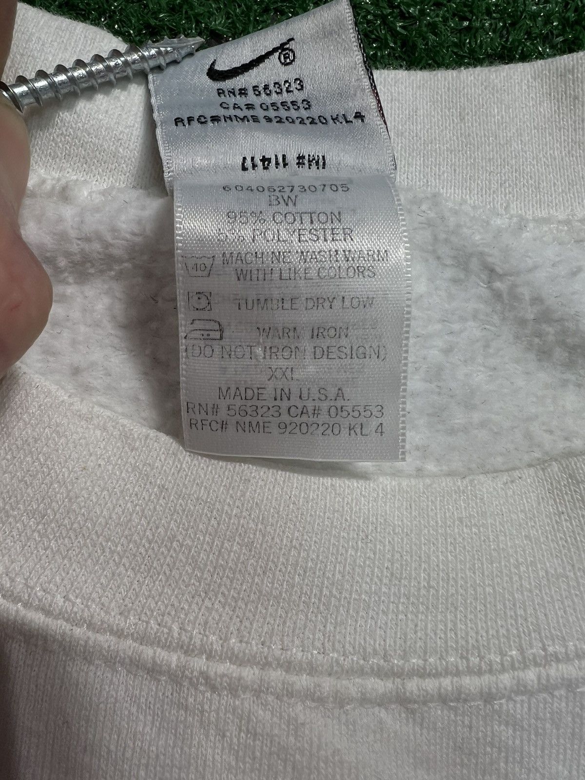 Nike × Vintage MADE IN USA - Vintage White Crewneck - RARE - XXL Size US XXL / EU 58 / 5 - 5 Thumbnail
