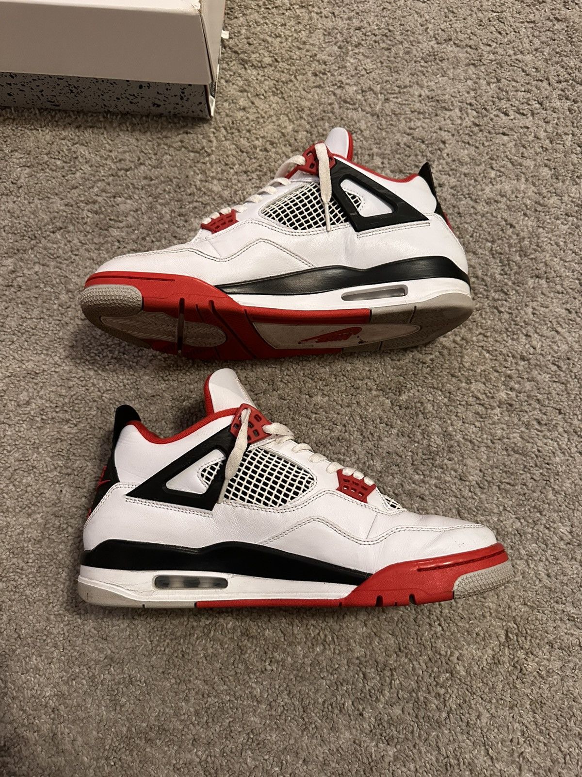 Jordan Brand Air Jordan 4 Retro Fire Red Size US 11 / EU 44 - 3 Thumbnail