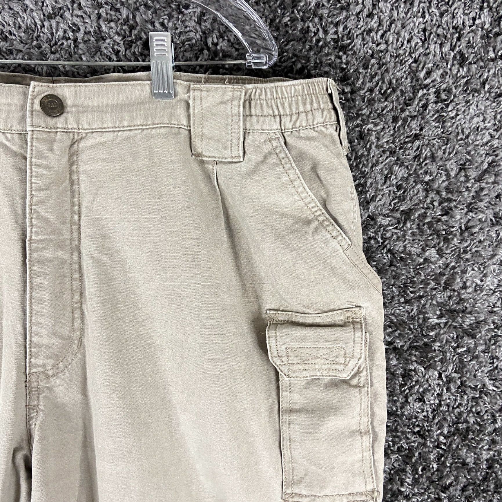 Vintage 5.11 Tactical Cargo Pants Adult 38x30 Beige Size US 38 / EU 54 - 3 Thumbnail