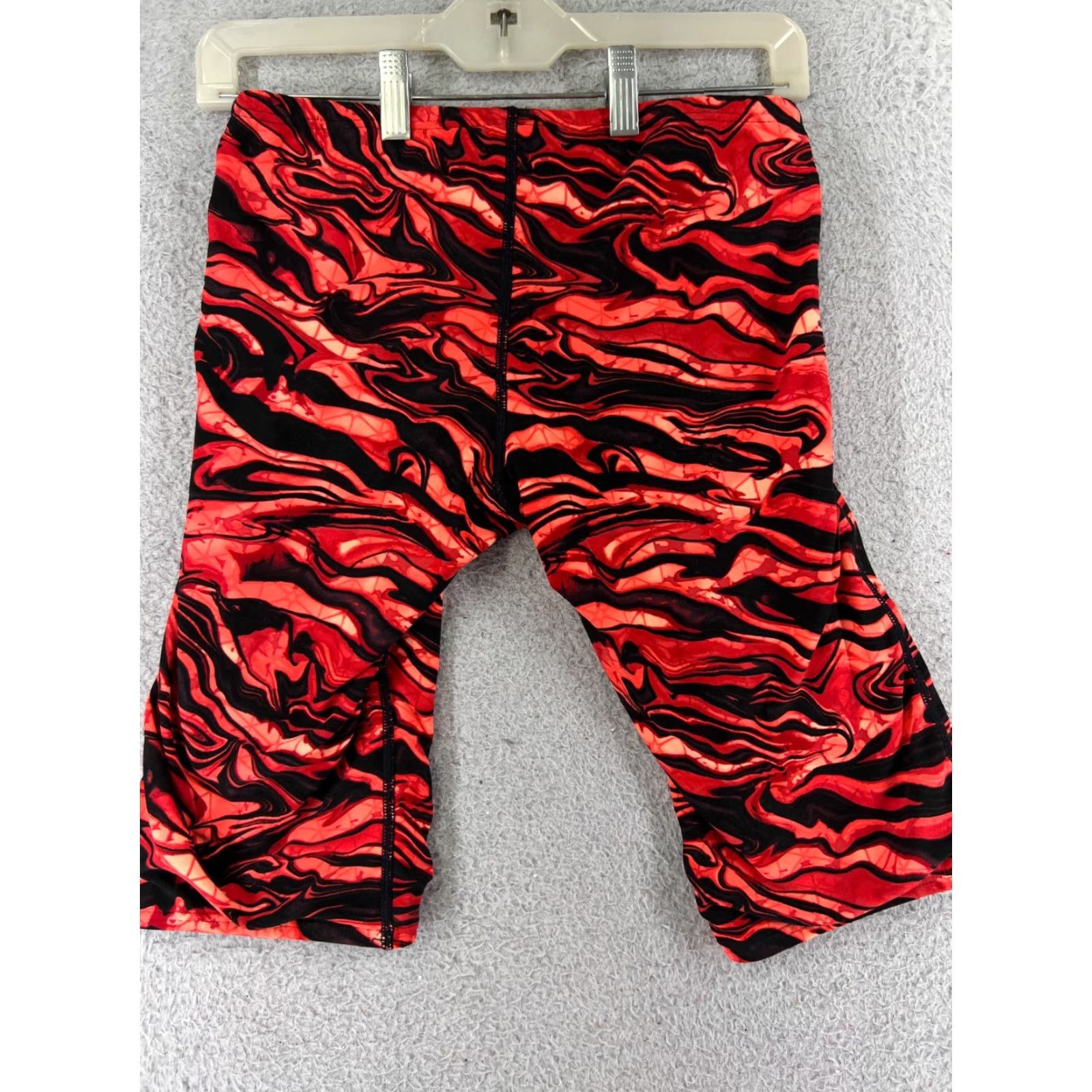 Vintage TYR Shorts Mens 32 Red Jammer Bottom Sports Swimming Swim Bottom TYR 32 Mens Red Jammer Size US 32 / EU 48 - 2 Thumbnail
