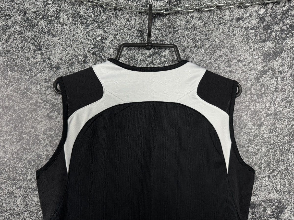 Umbro Men’s Umbro Tank Top Sleeveless Vapa-Tech Sportswear Size M Size US M / EU 48-50 / 2 - 11 Thumbnail