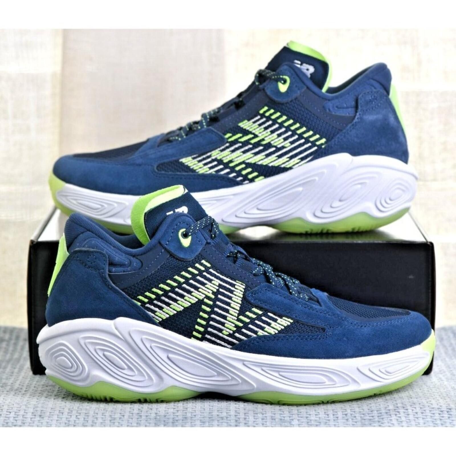New Balance New Balance Fresh Foam BB v2 | Navy/Lime Glow Size US 8 / EU 41 - 1 Thumbnail