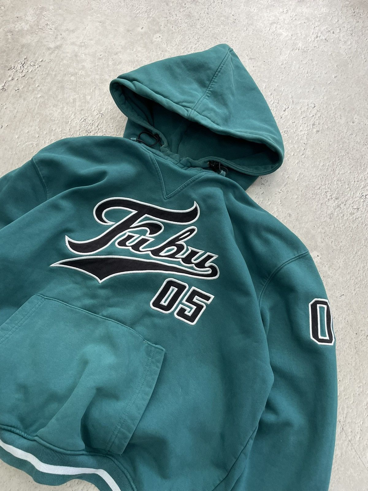 Fubu Fubu big logo rap hoodie y2k skater Size US L / EU 52-54 / 3 - 2 Thumbnail
