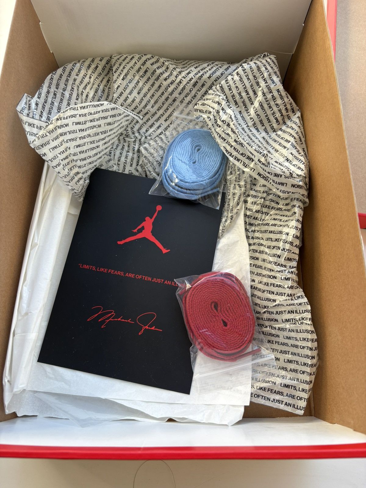 Jordan Brand Air Jordan 1 Retro High OG Fearless Size US 8.5 / EU 41-42 - 10 Thumbnail