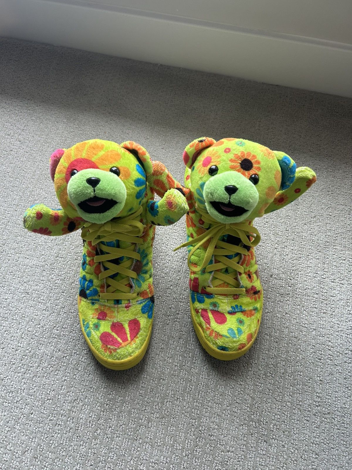 Jeremy Scott Adidas Jeremy Scott Bear Flower Camo 🌸 Size US 9 / EU 42 - 1 Thumbnail