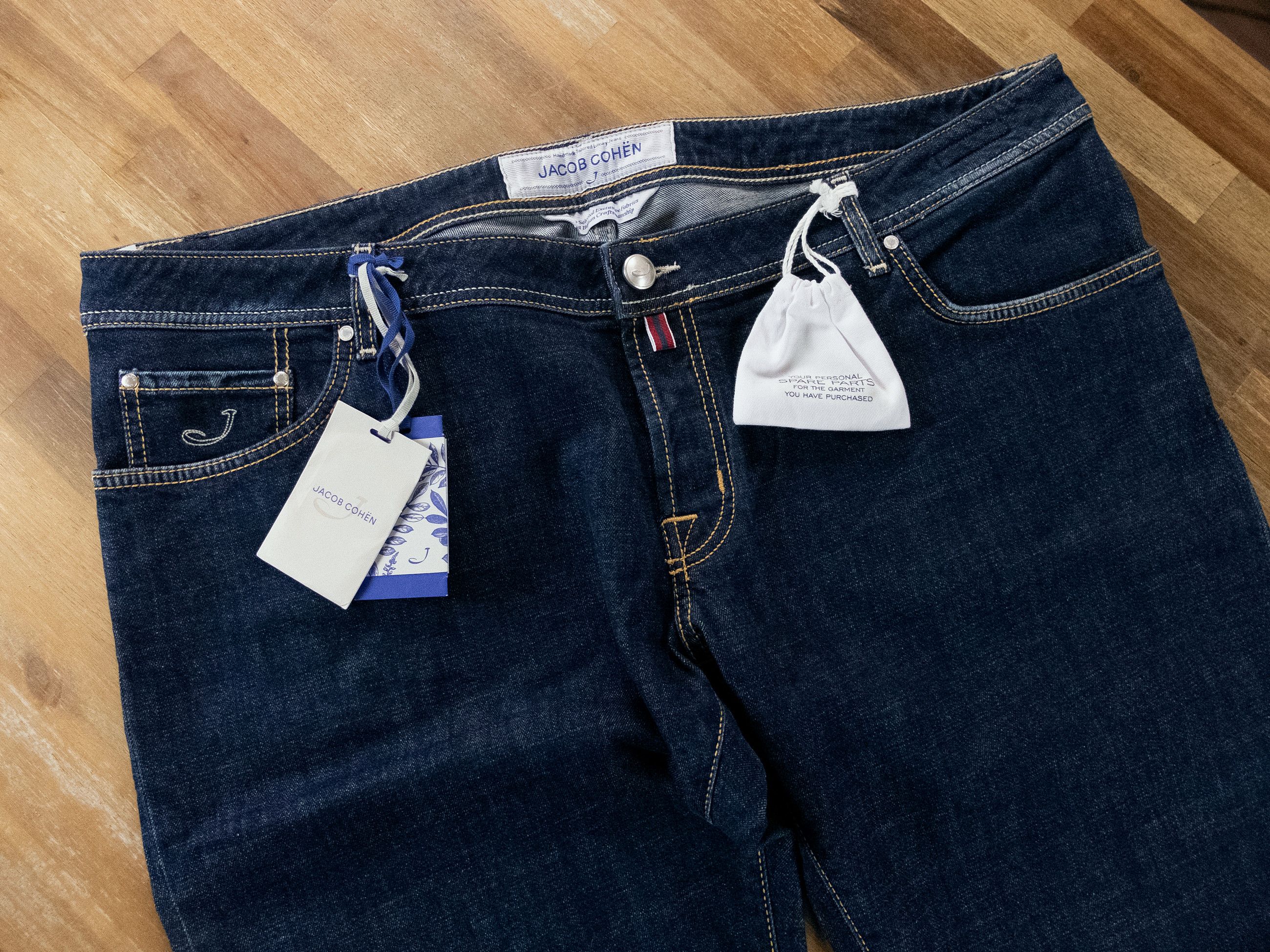 Jacob Cohen JACOB COHEN 5 pocket luxury denim navy blue jeans Size 44 Size US 44 / EU 60 - 2 Thumbnail