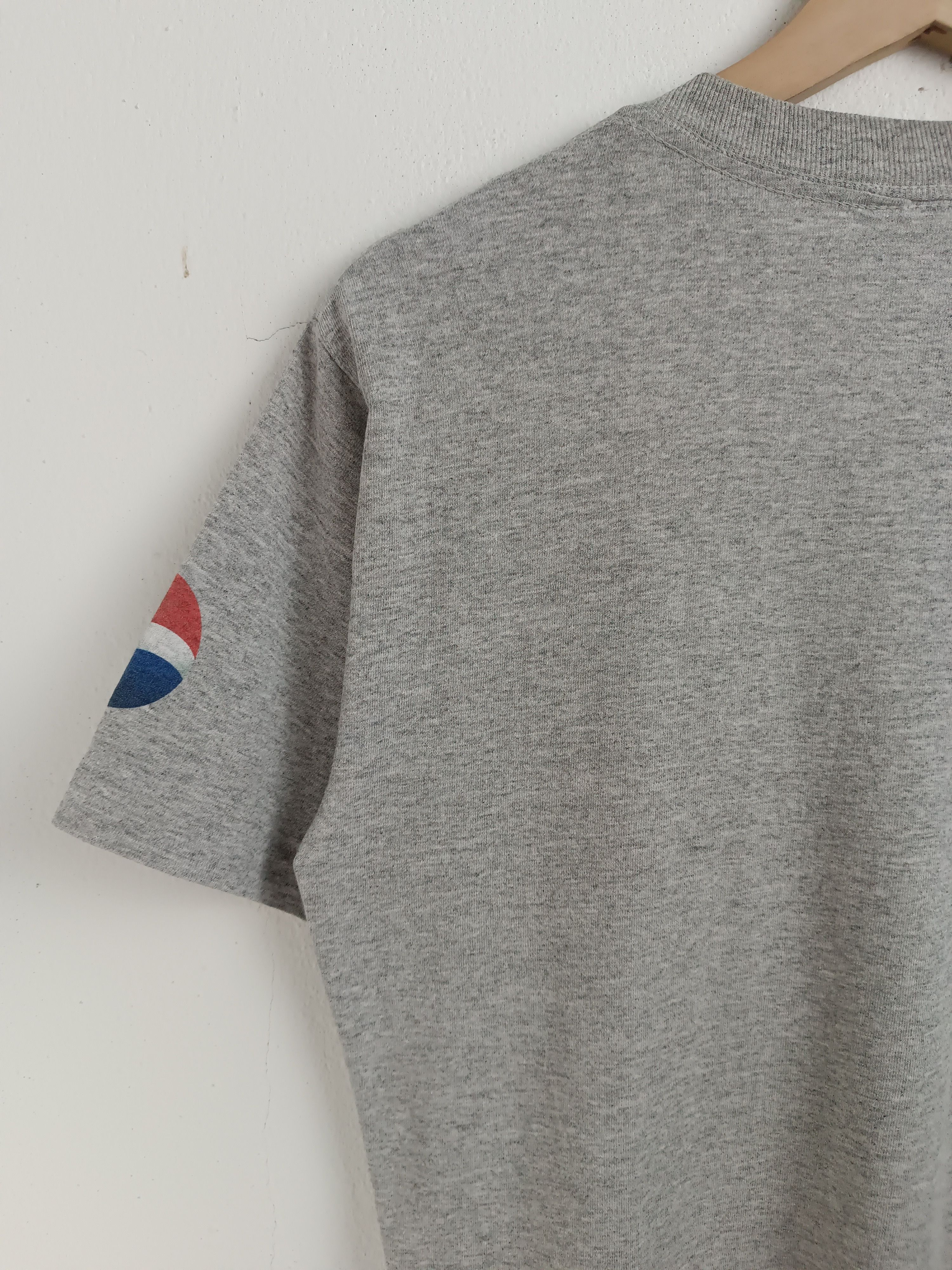 Pepsi VINTAGE 90'S PEPSI GENERATIONEXT PROMO COCA COLA VERY RARE Size US M / EU 48-50 / 2 - 16 Thumbnail