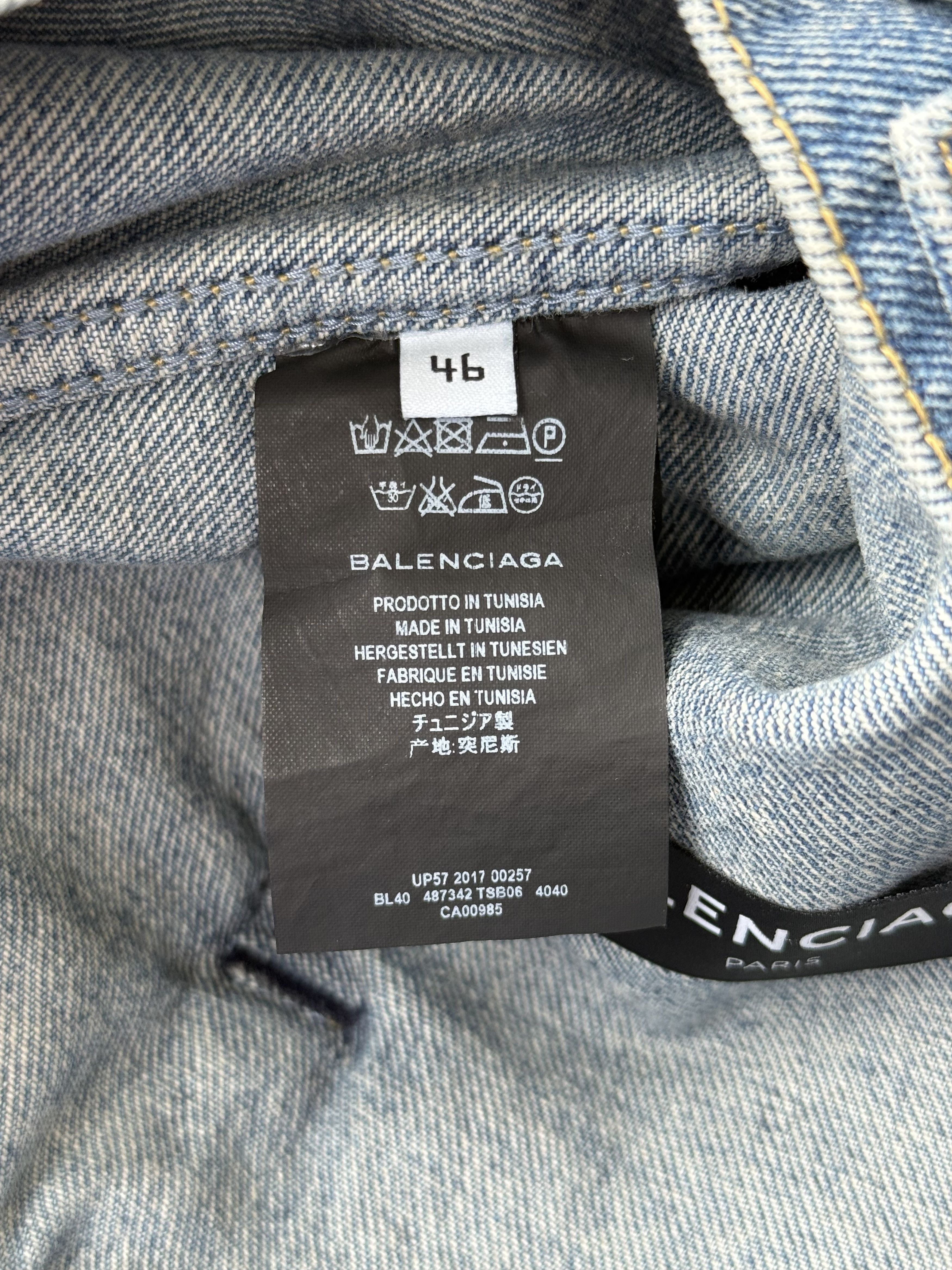 Balenciaga Balenciaga Blue Distressed Campaign Logo Denim Jacket Size US M / EU 48-50 / 2 - 5 Thumbnail
